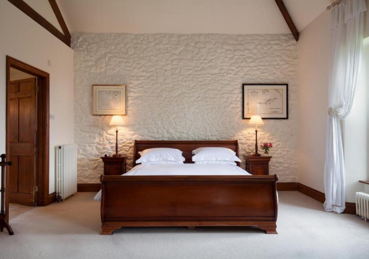 4 Bed in Honiton oc-hutfar