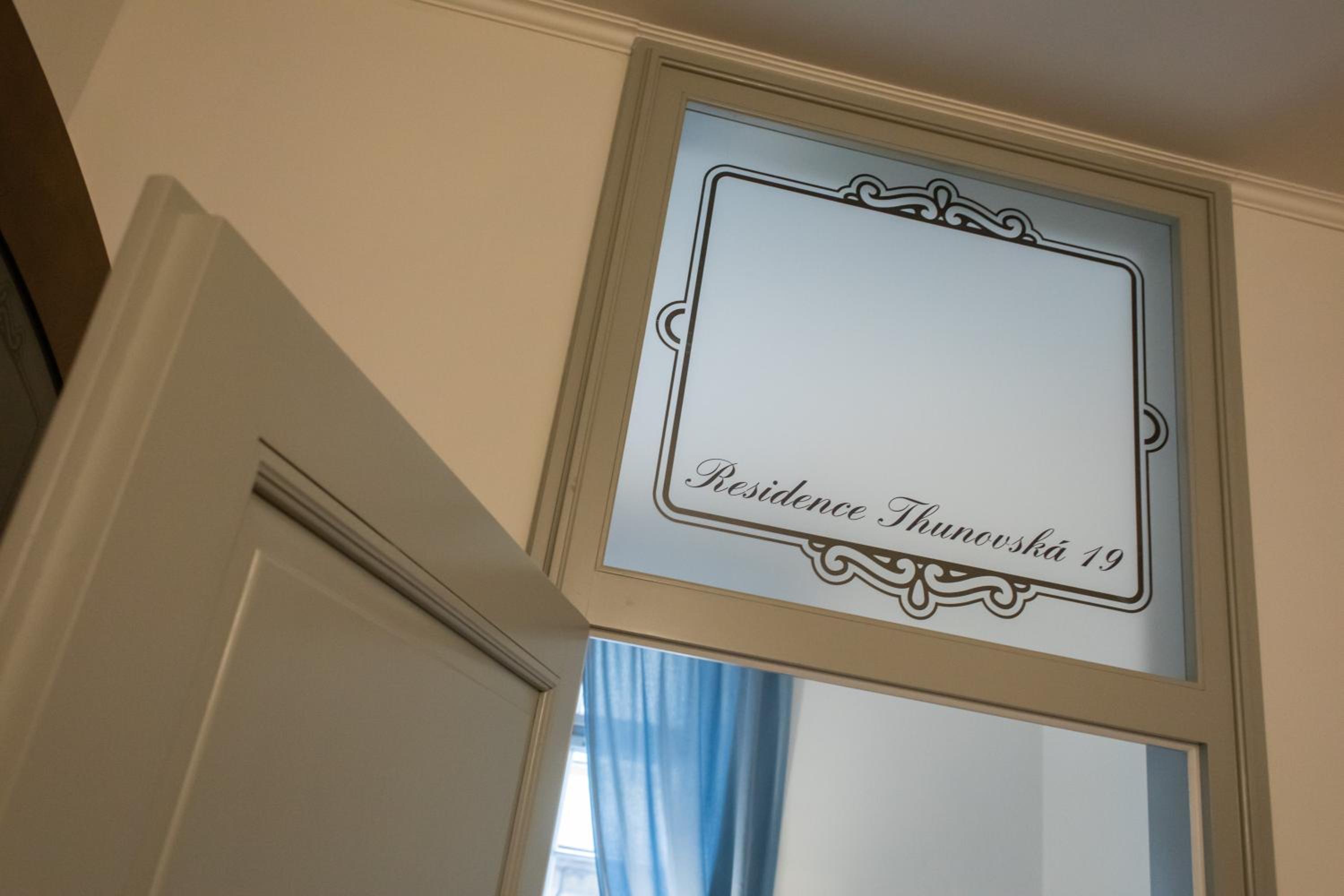 Residence Thunovska