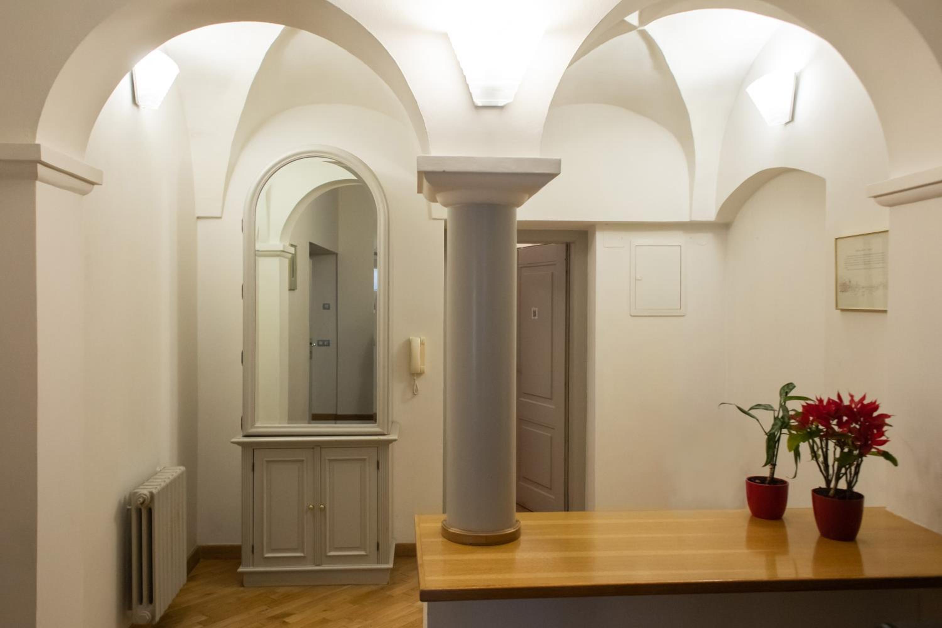 Residence Thunovska