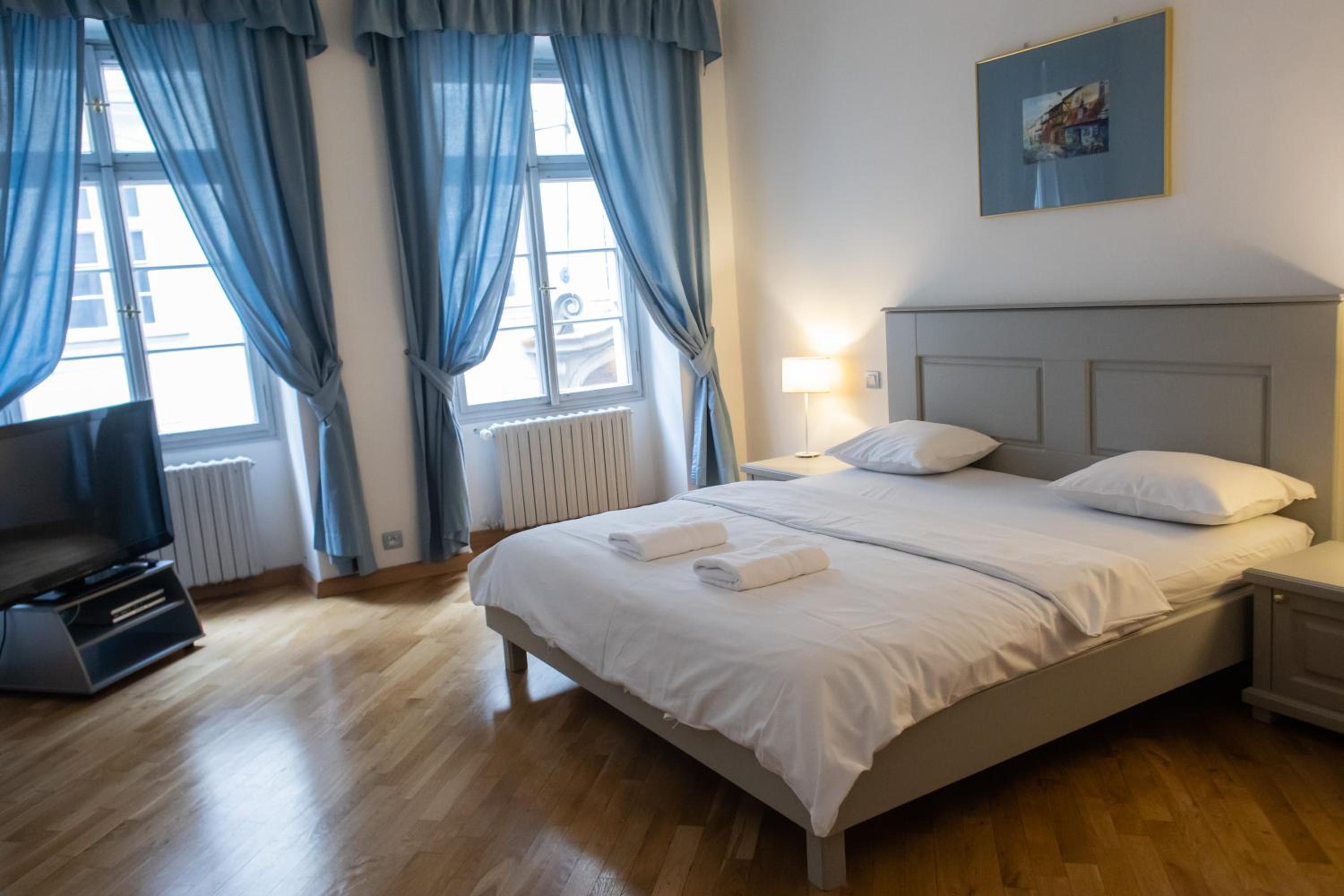 Residence Thunovska