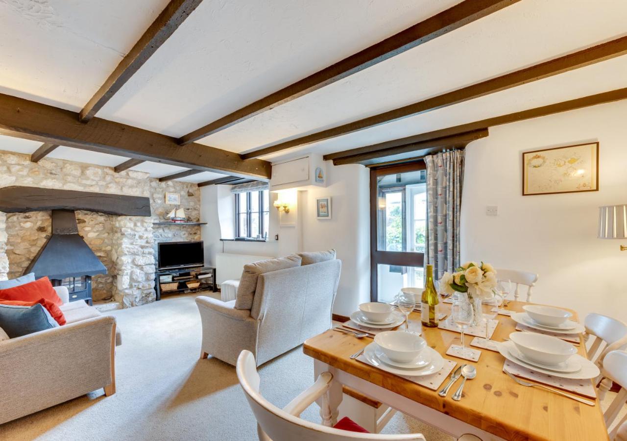 Chart Cottage