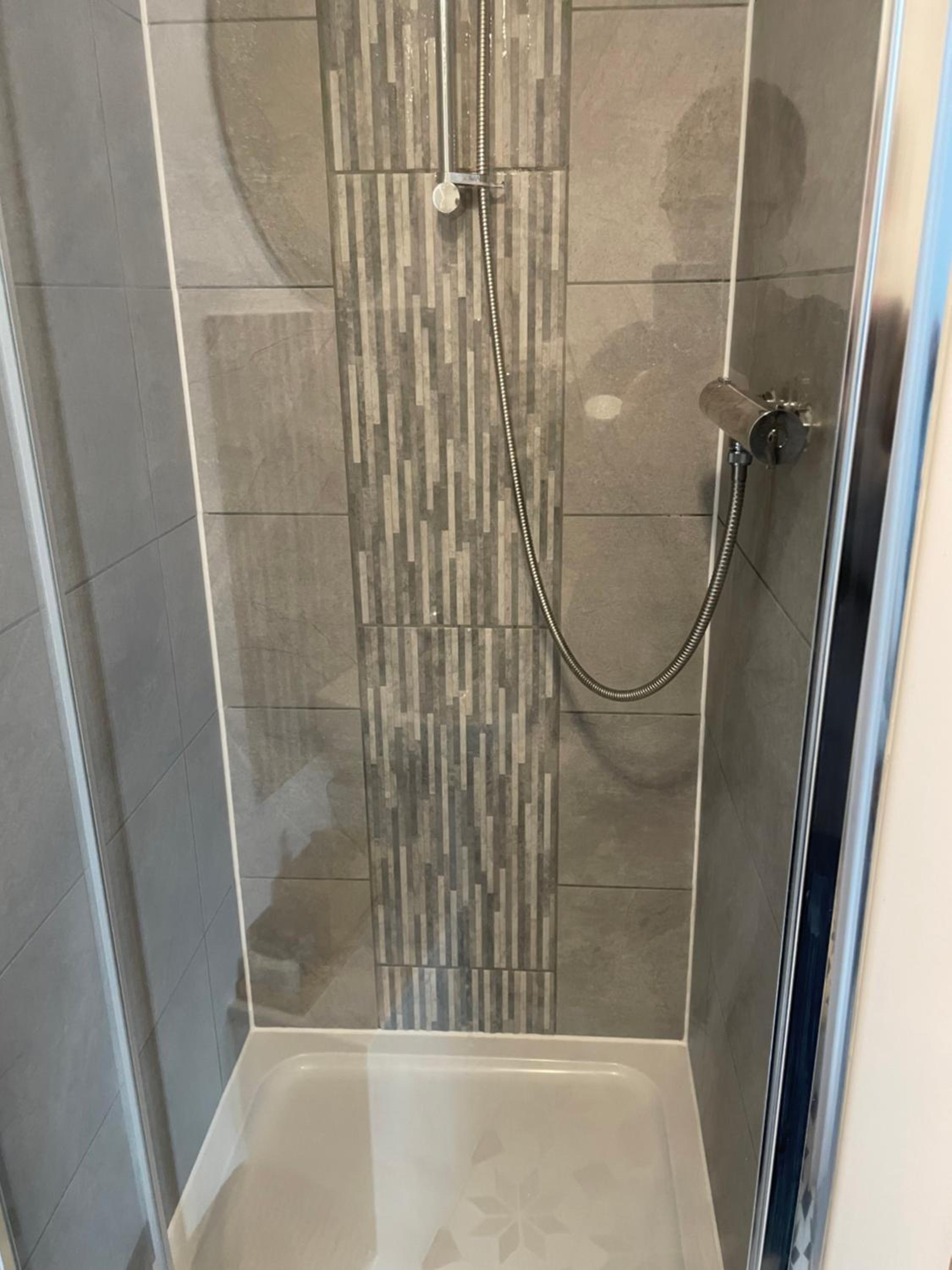 Private Double en-suite Room at the Groves view 3