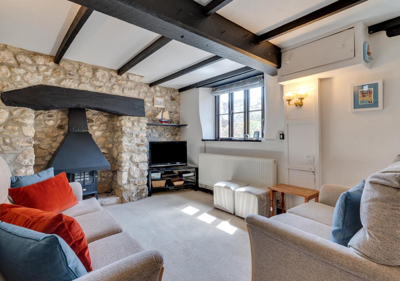 Chart Cottage