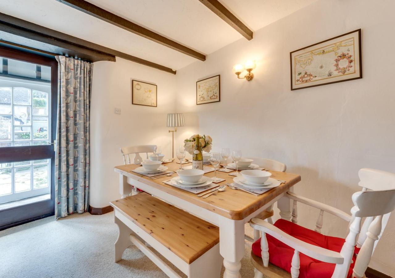 Chart Cottage