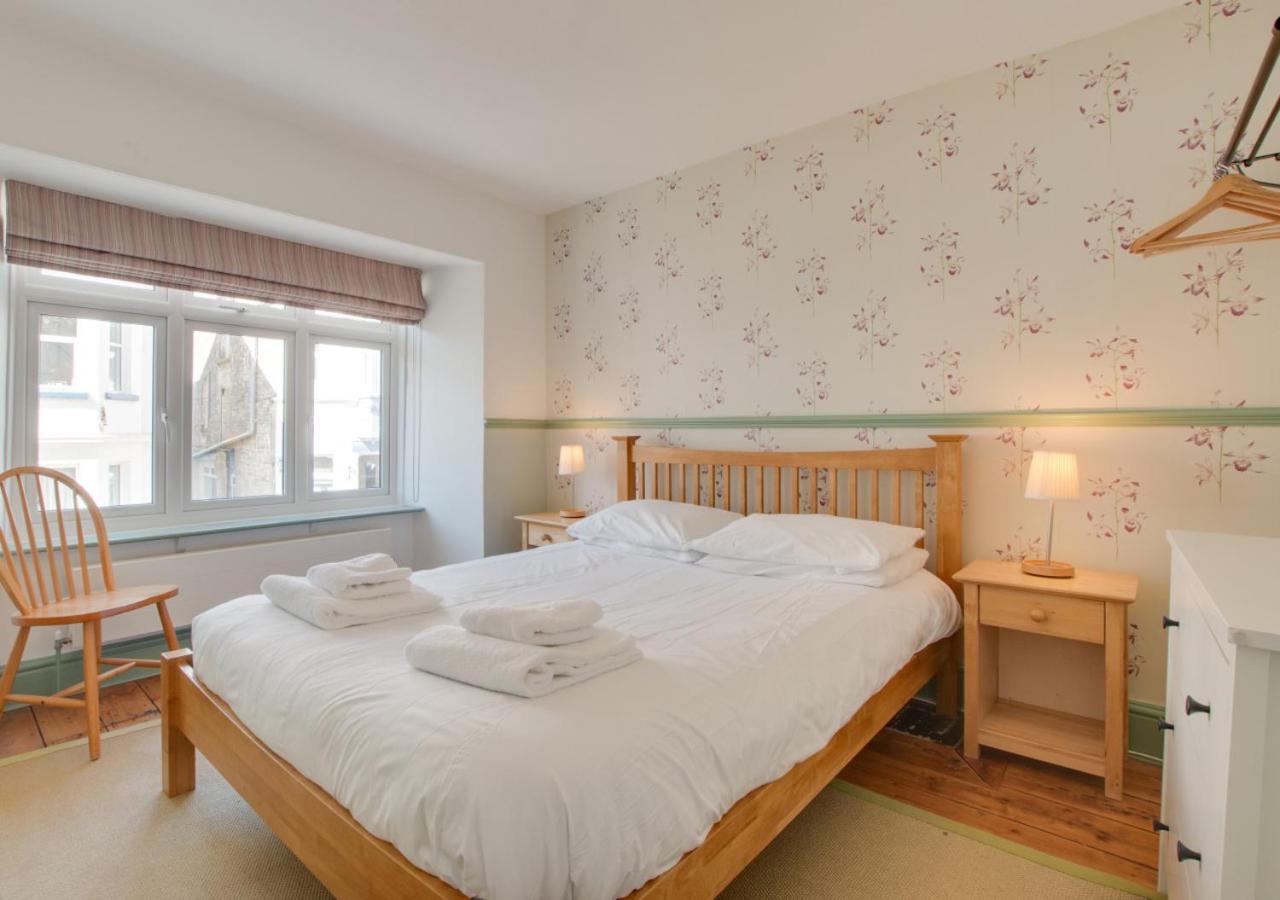 3 Bed in Beer oc-jbgall view 3