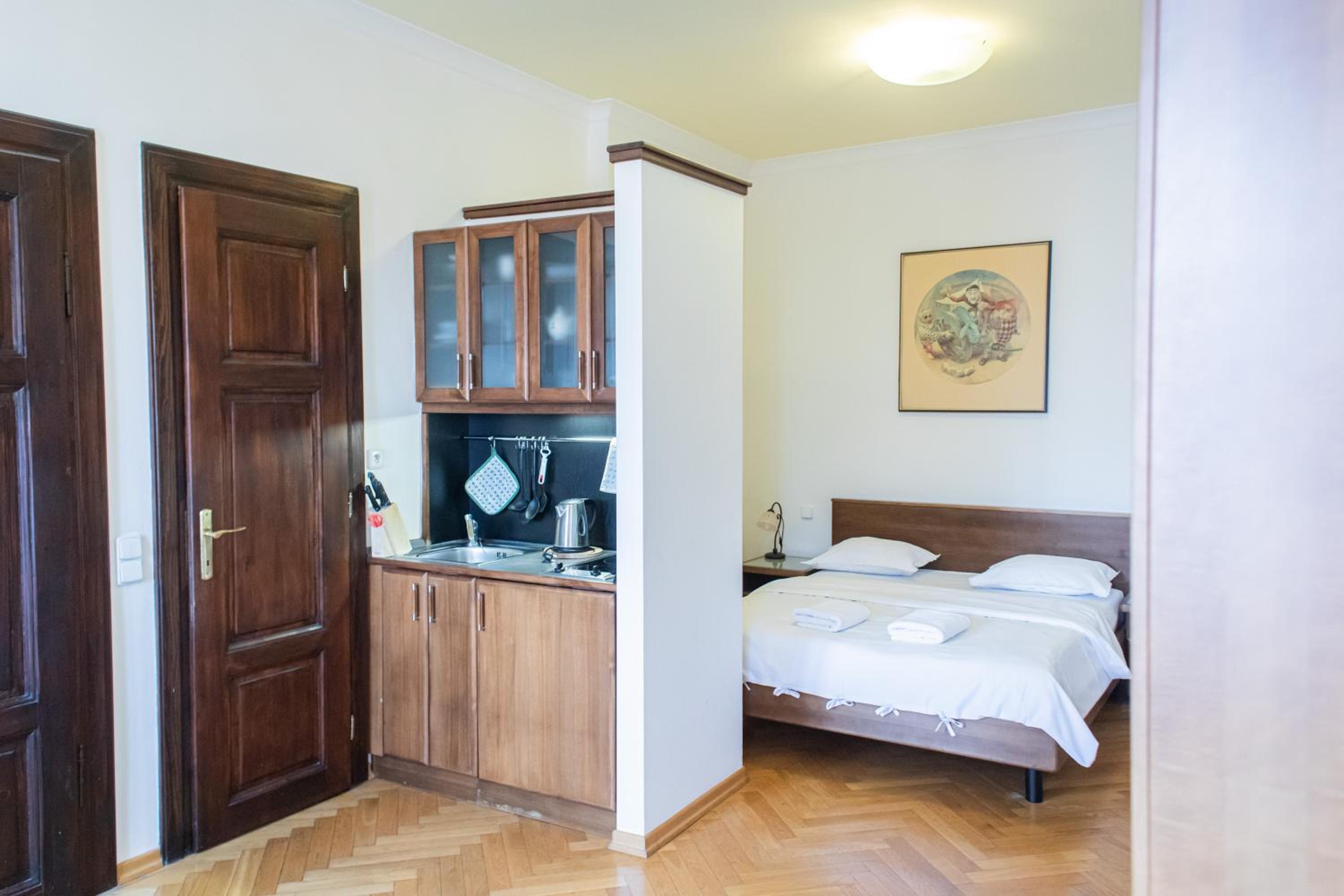 Residence Thunovska