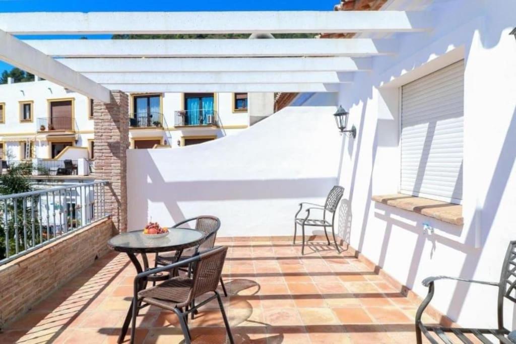 Large Family Townhouse with private pool in Benahavis Village