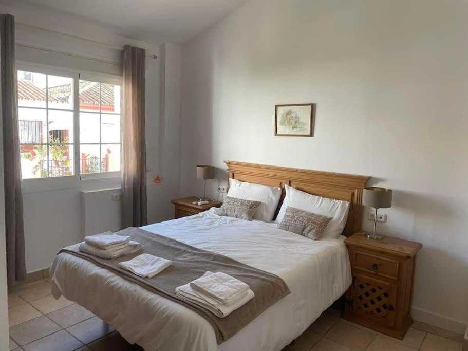 Large Family Townhouse with private pool in Benahavis Village