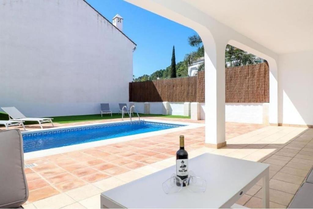 Large Family Townhouse with private pool in Benahavis Village