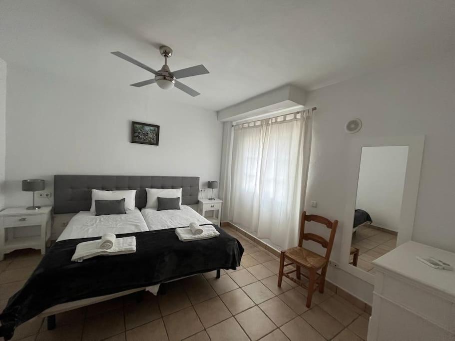 Large Family Townhouse with private pool in Benahavis Village