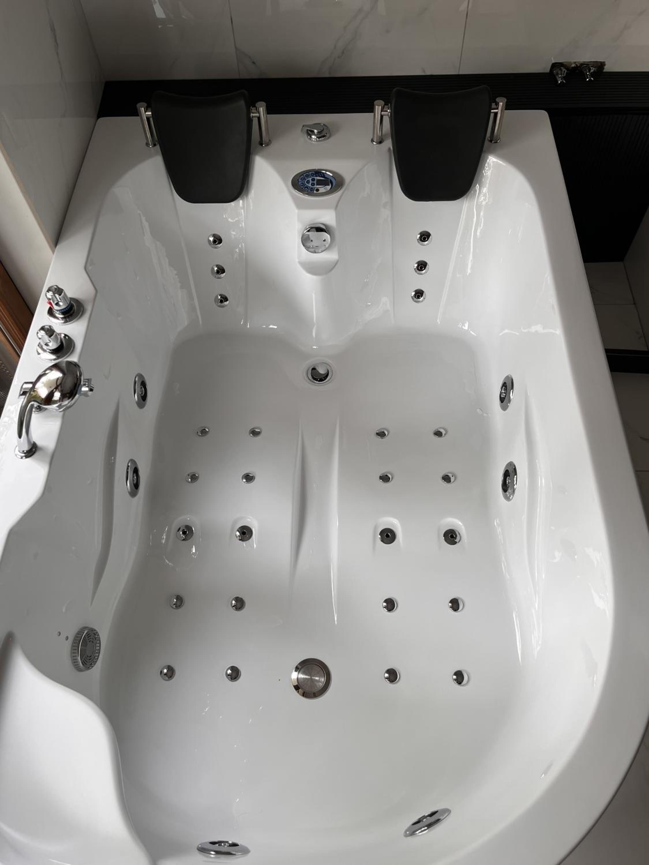 Jacuzzi Rakowicka Top Apartments view 4