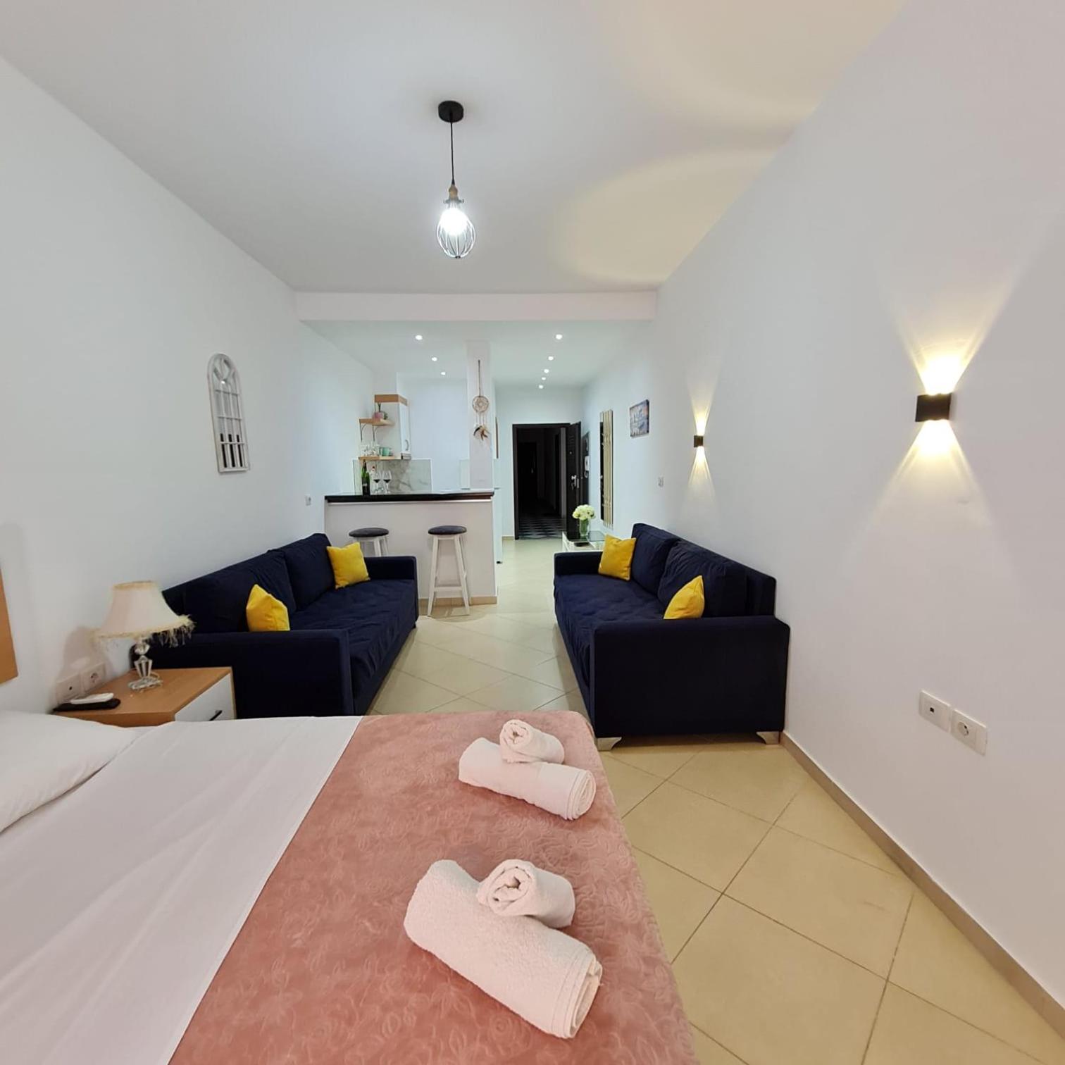 Studio by the beach - Vlore
