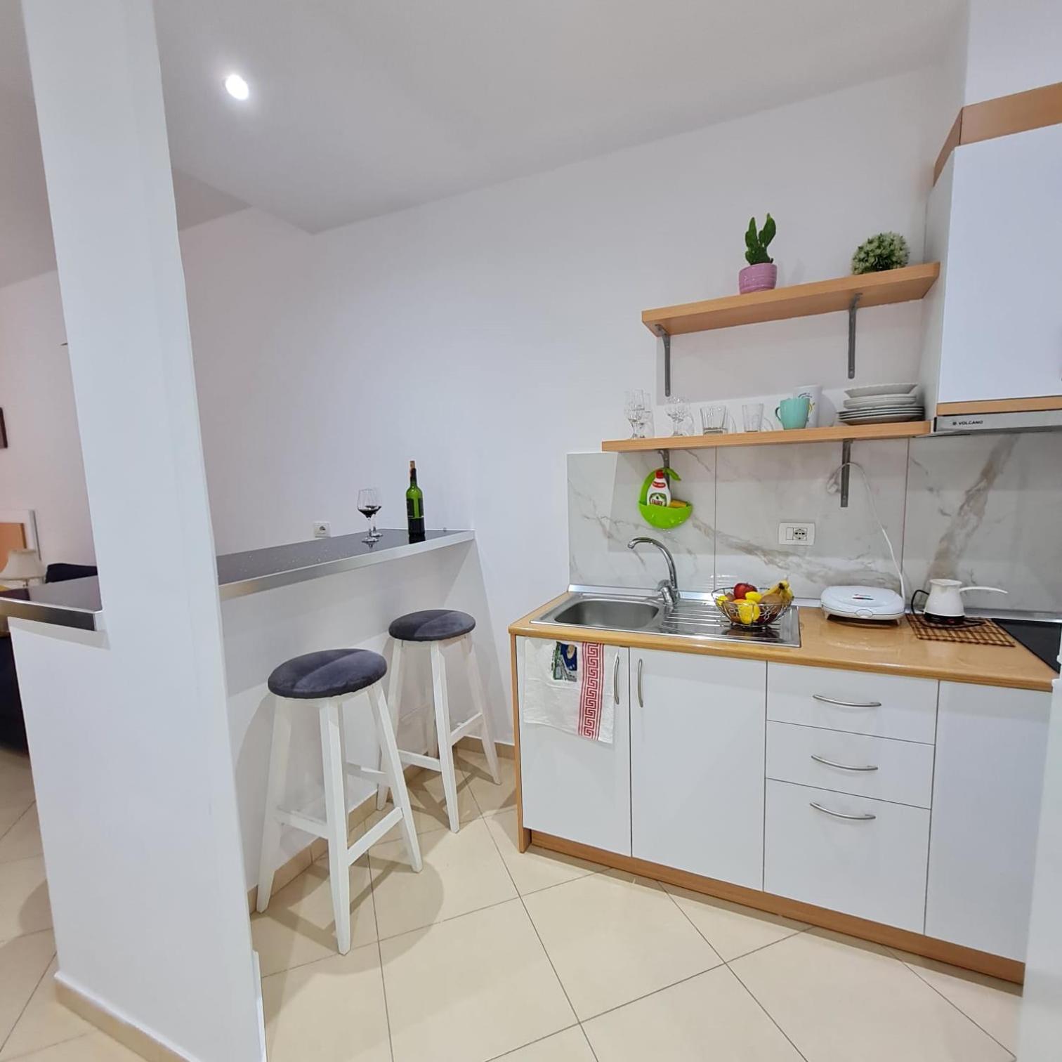 Studio by the beach - Vlore