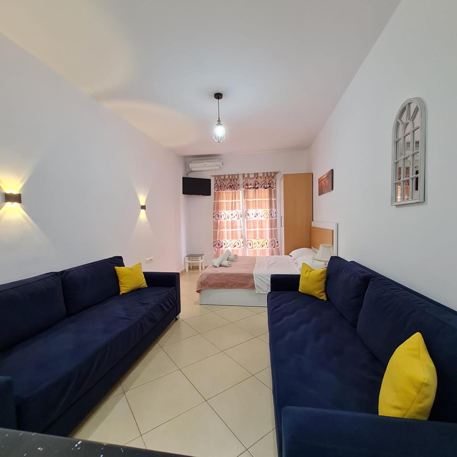 Studio by the beach - Vlore