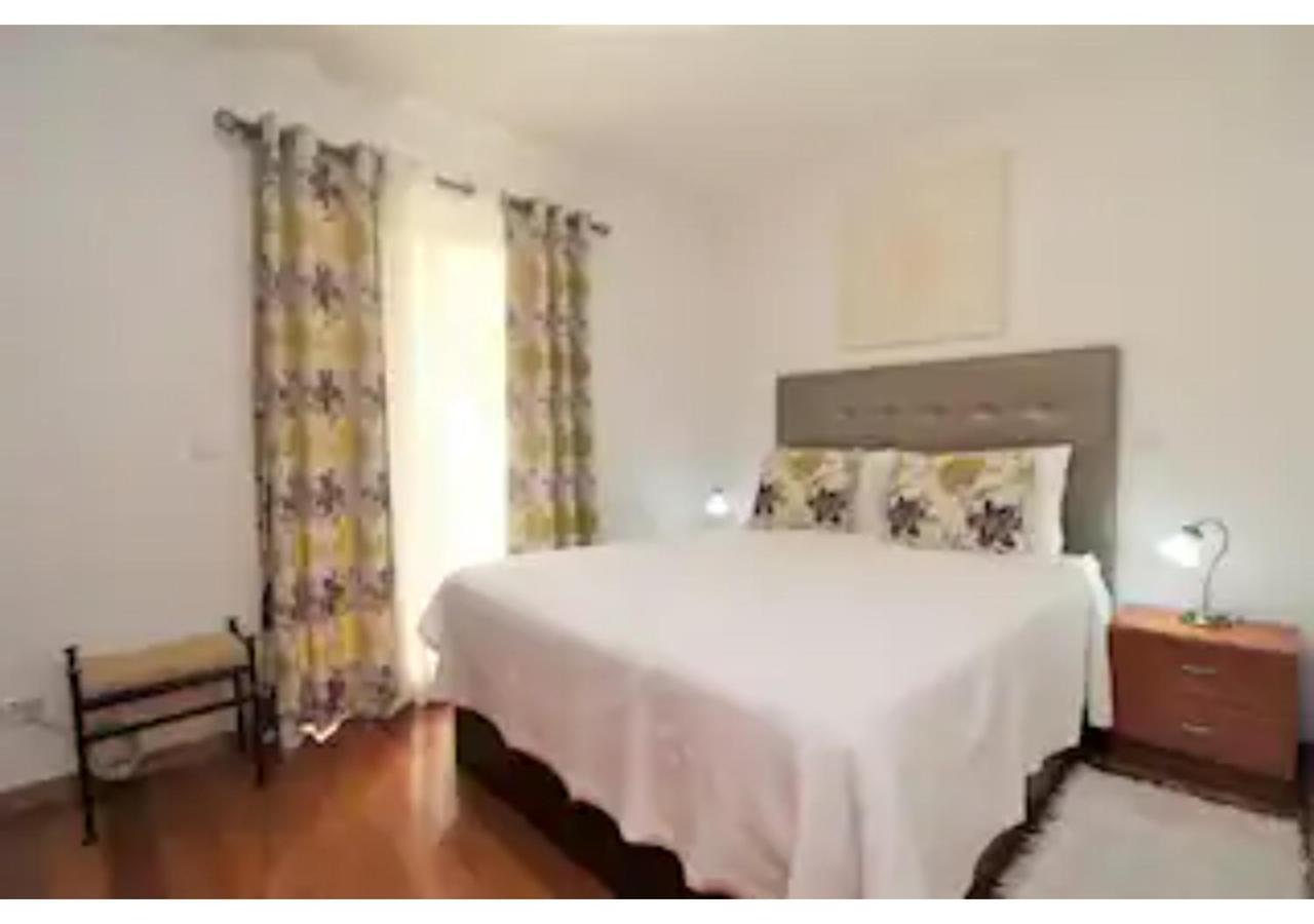 Yellow Apartment T1 view 3