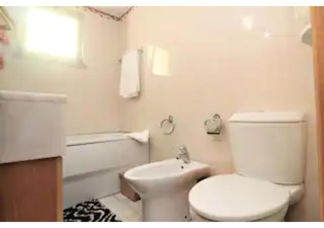 Yellow Apartment T1 view 4