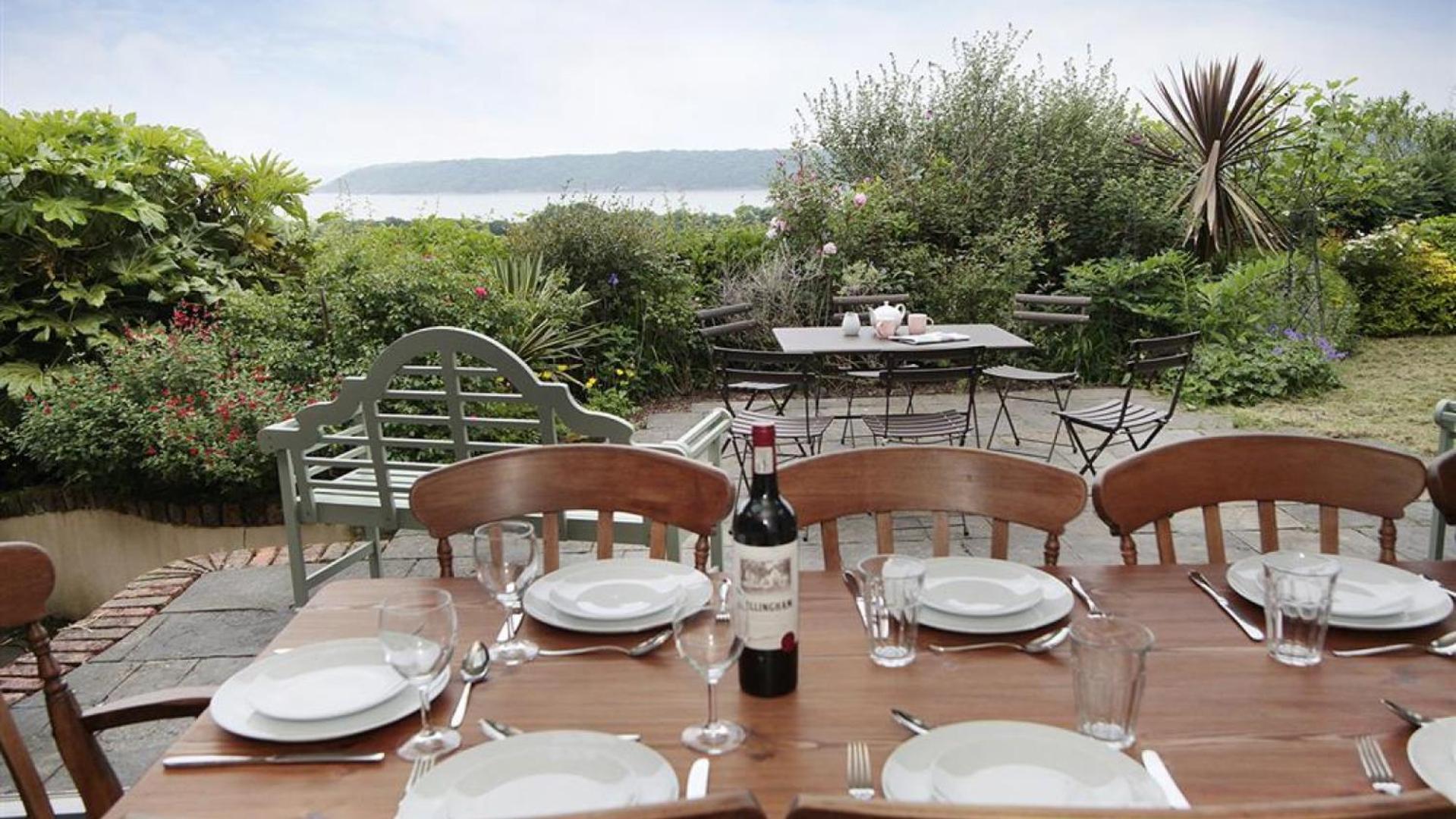 4 Bed in Gower oc-hh2112