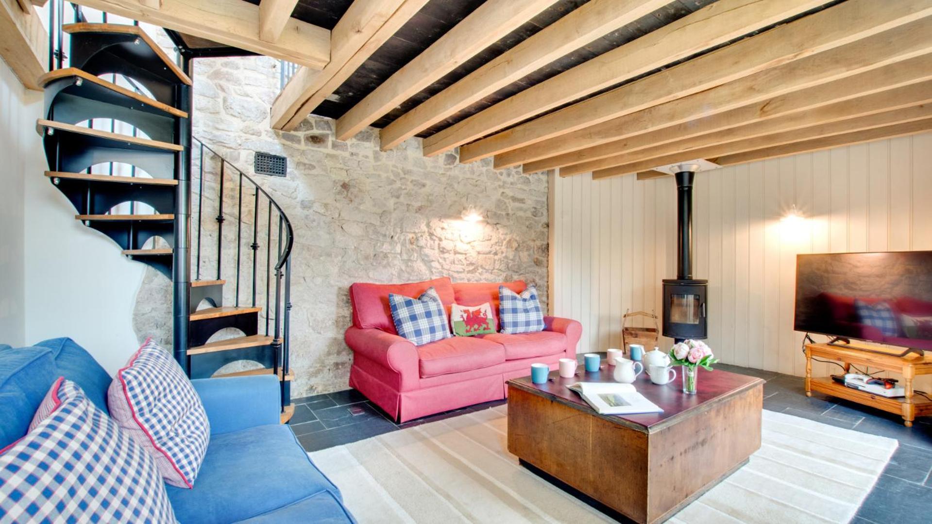 4 Bed in Gower oc-hh2112