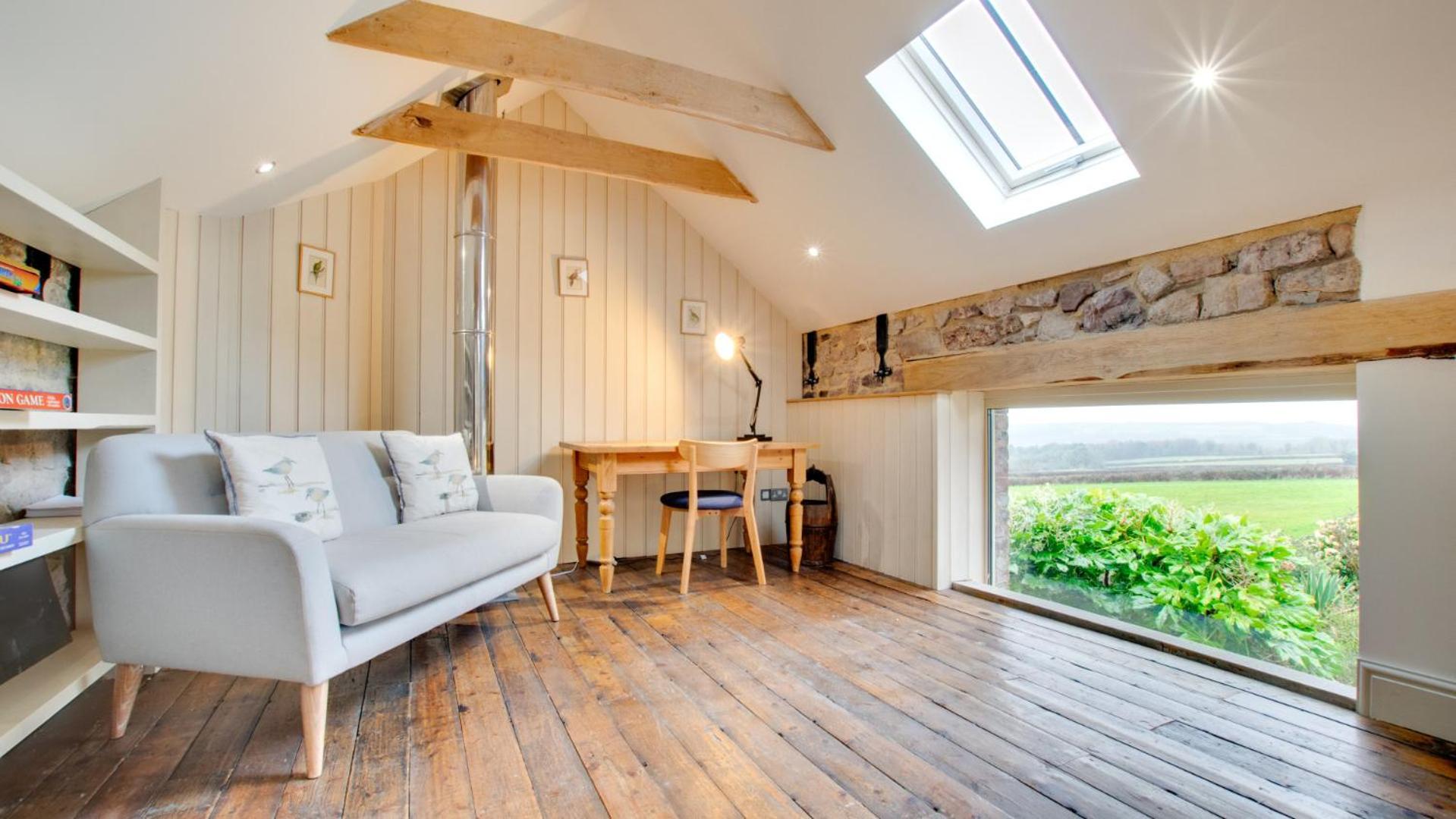 4 Bed in Gower oc-hh2112