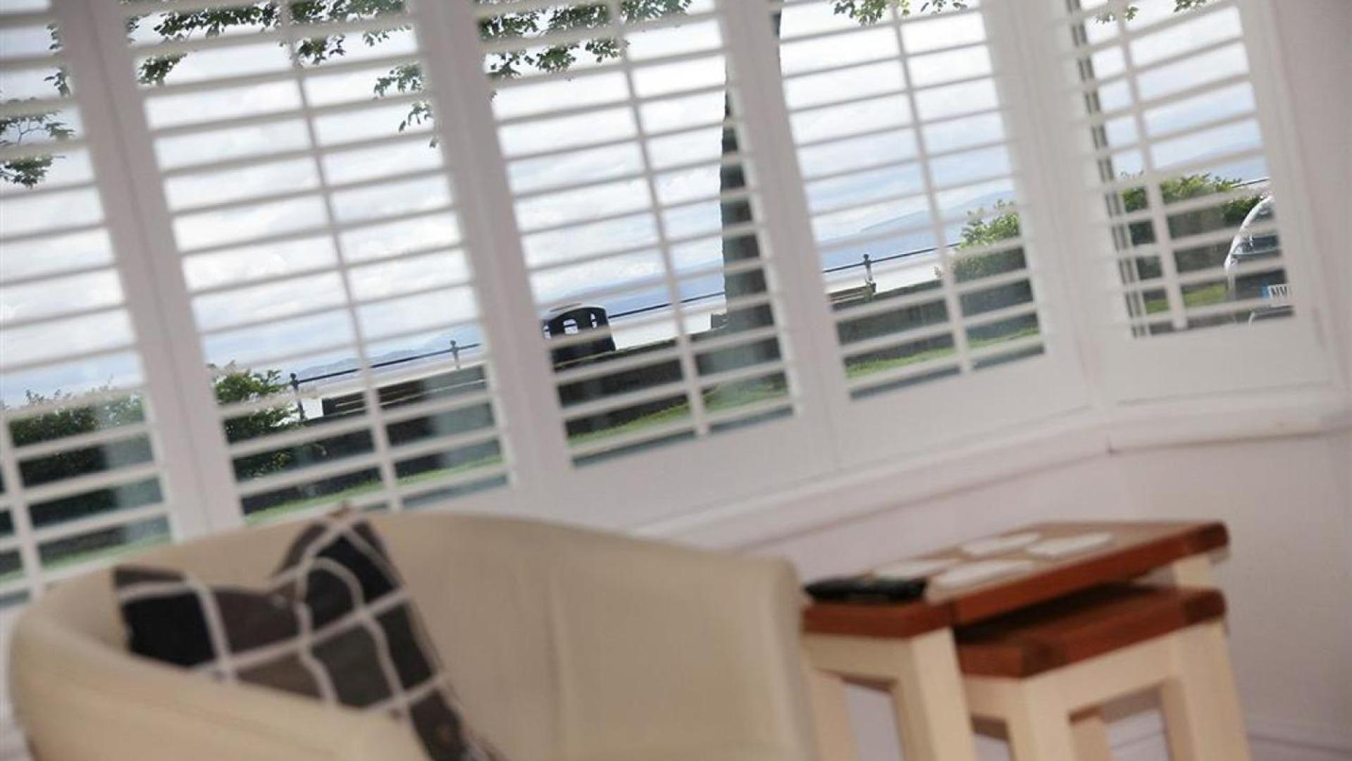 4 Bed in Mumbles oc-hh53