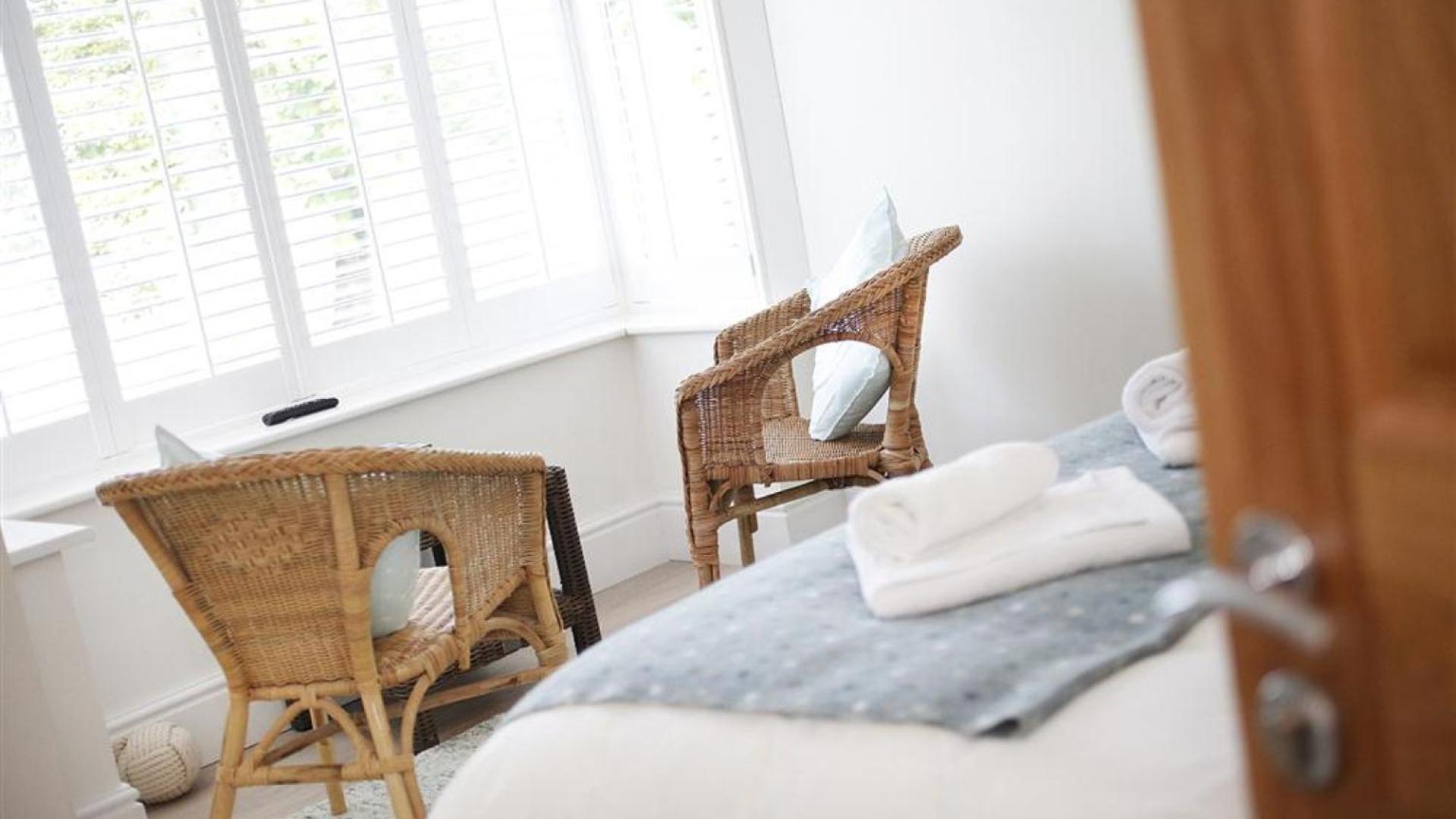 4 Bed in Mumbles oc-hh53