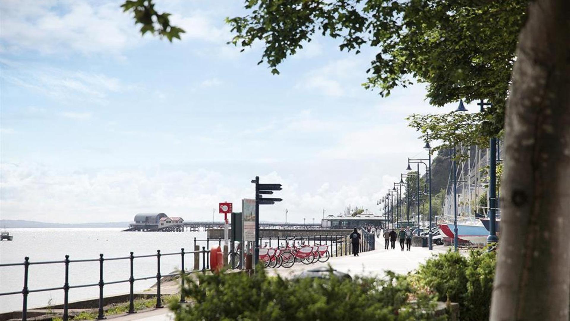 4 Bed in Mumbles oc-hh53