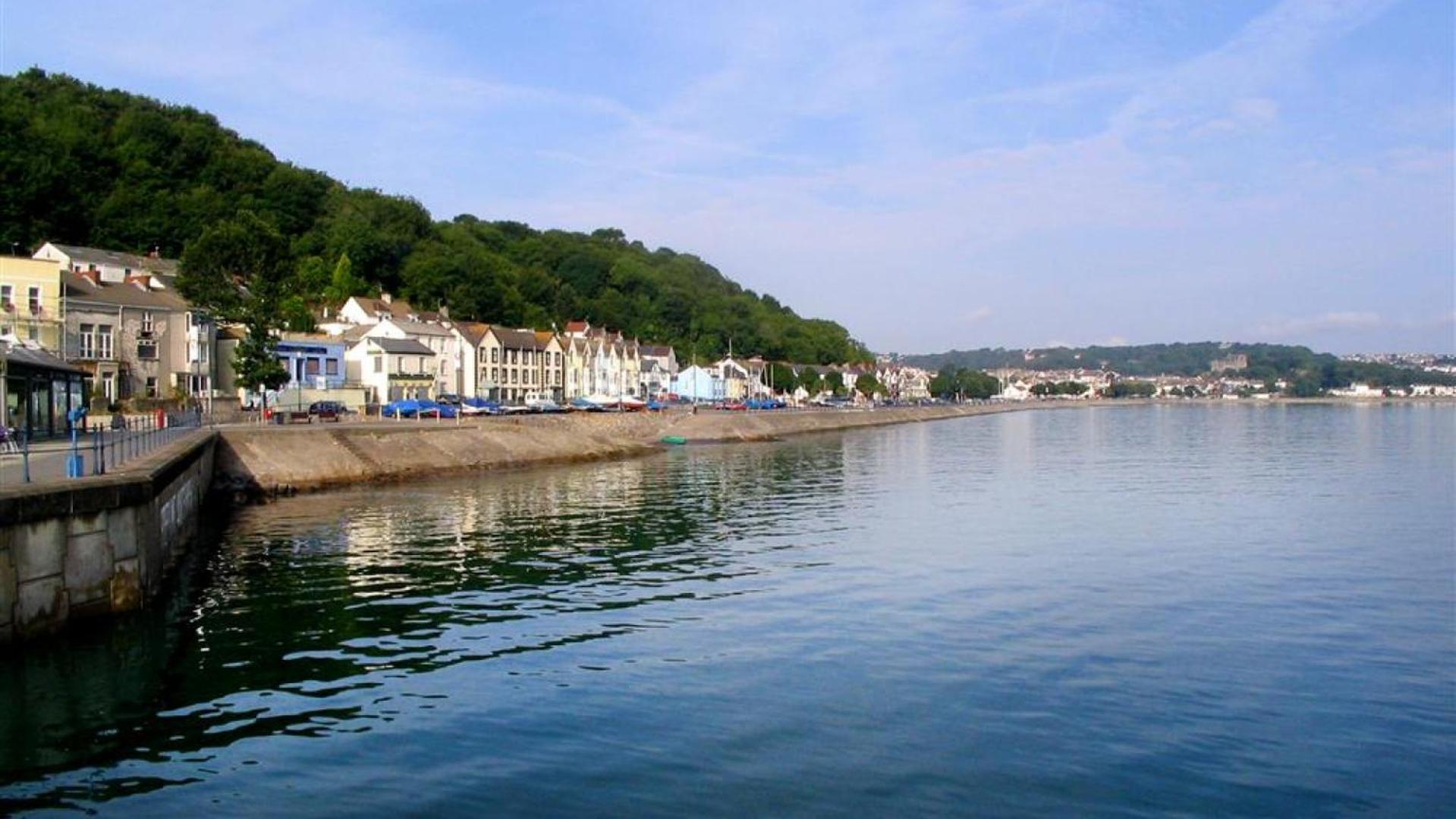 4 Bed in Mumbles oc-hh53
