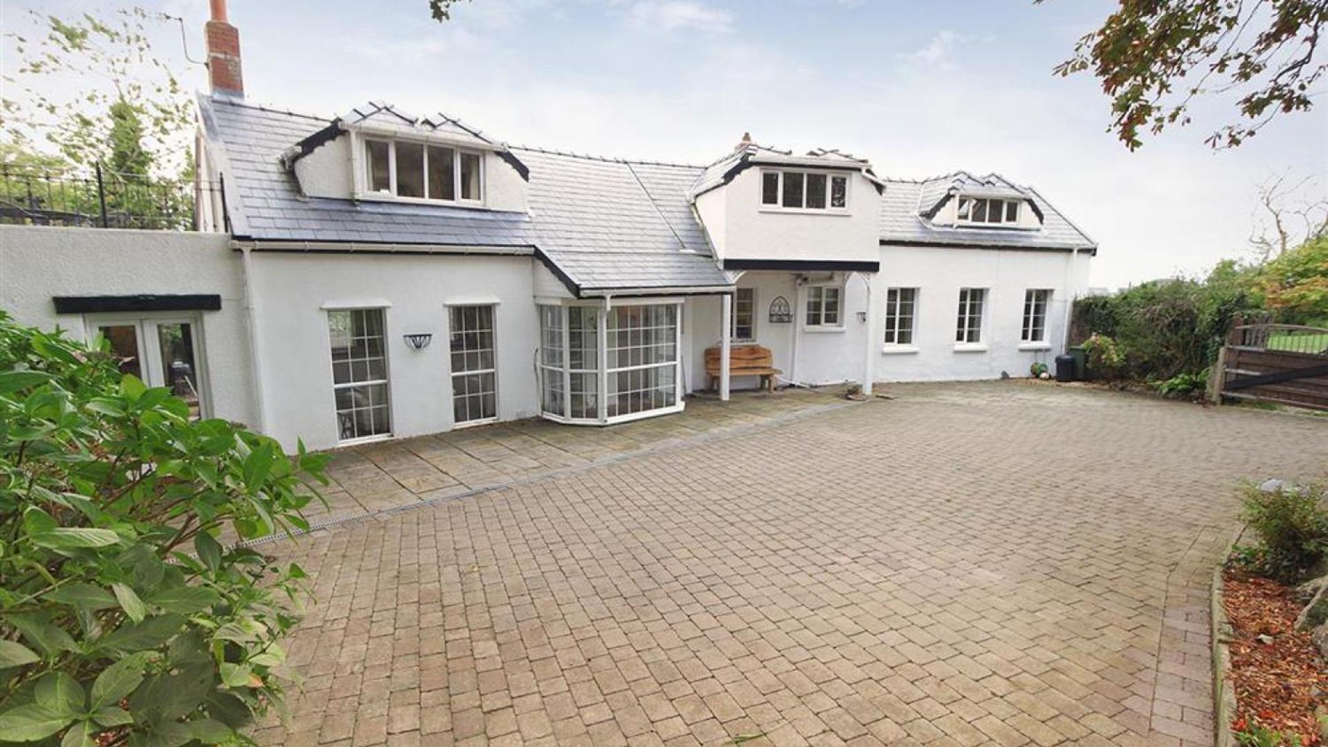 4 Bed in Penmaen oc-hh86