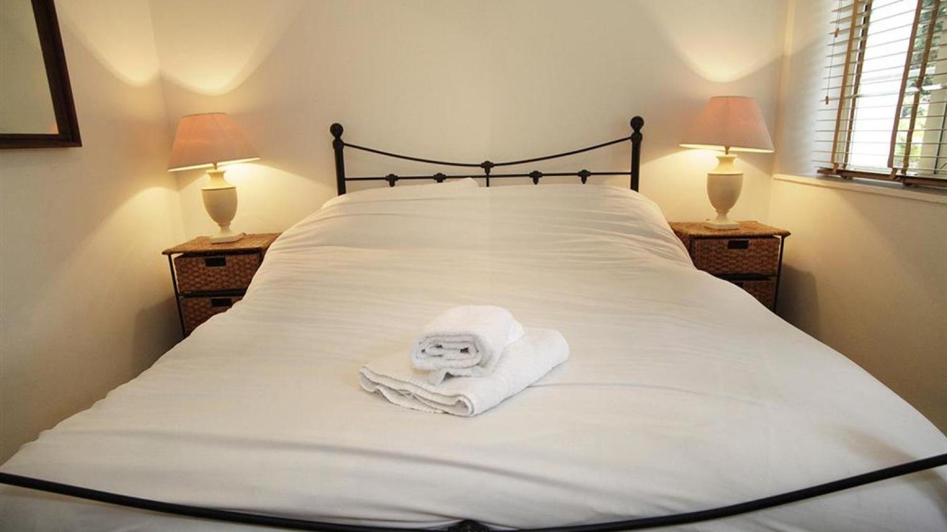 4 Bed in Penmaen oc-hh86