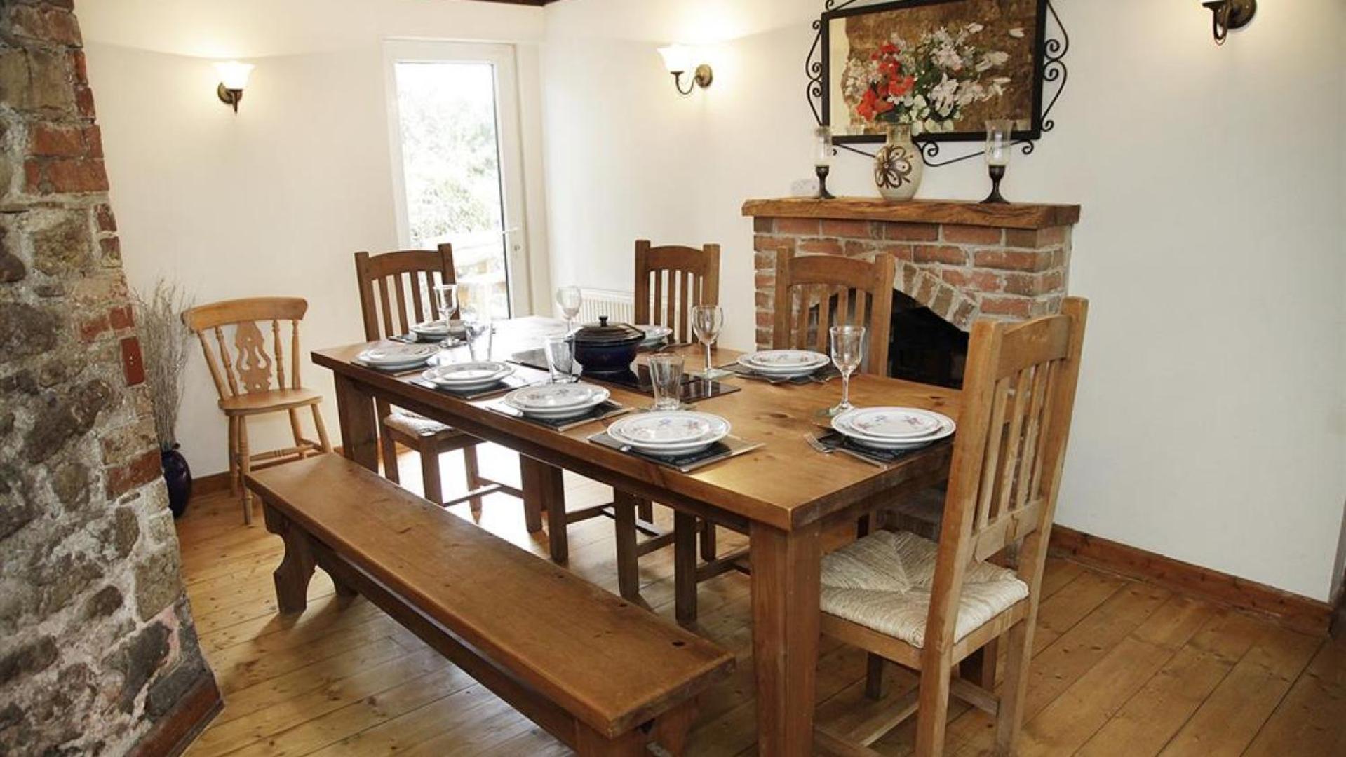 4 Bed in Penmaen oc-hh86
