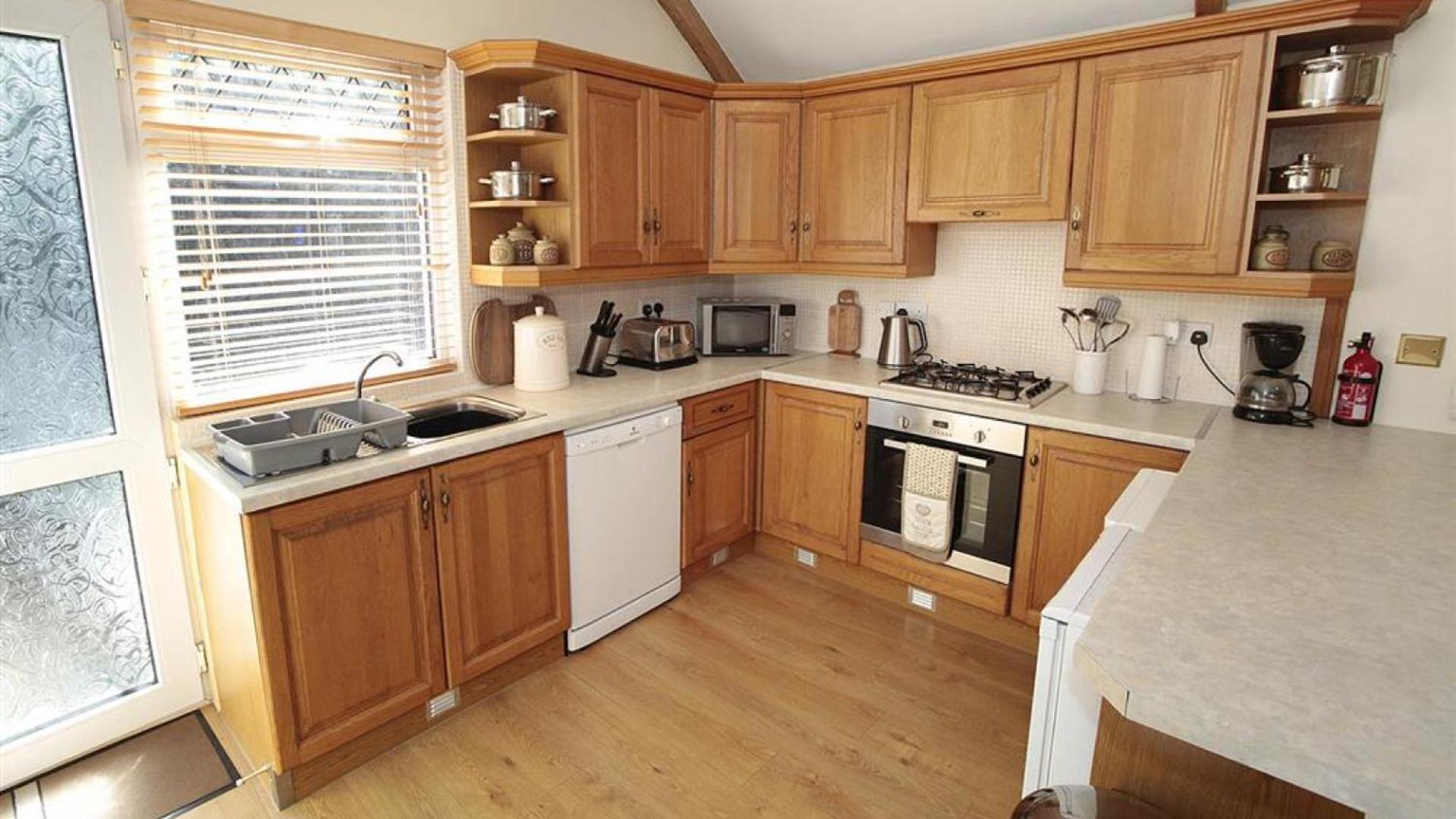 2 Bed in Mumbles oc-hh71 view 4