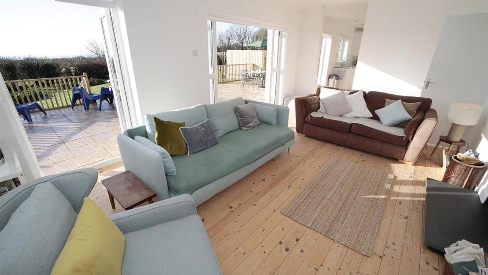 3 Bed in Gower oc-hh2105