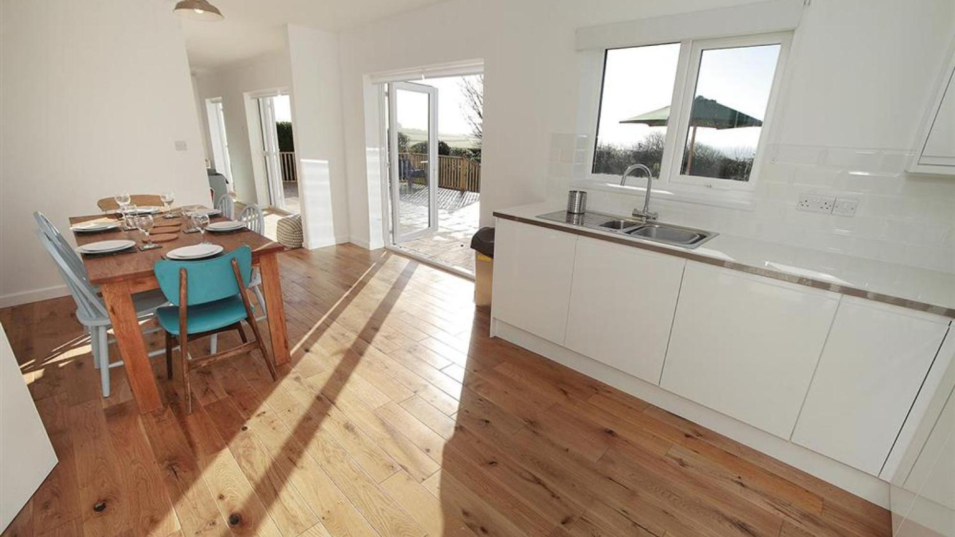 3 Bed in Gower oc-hh2105