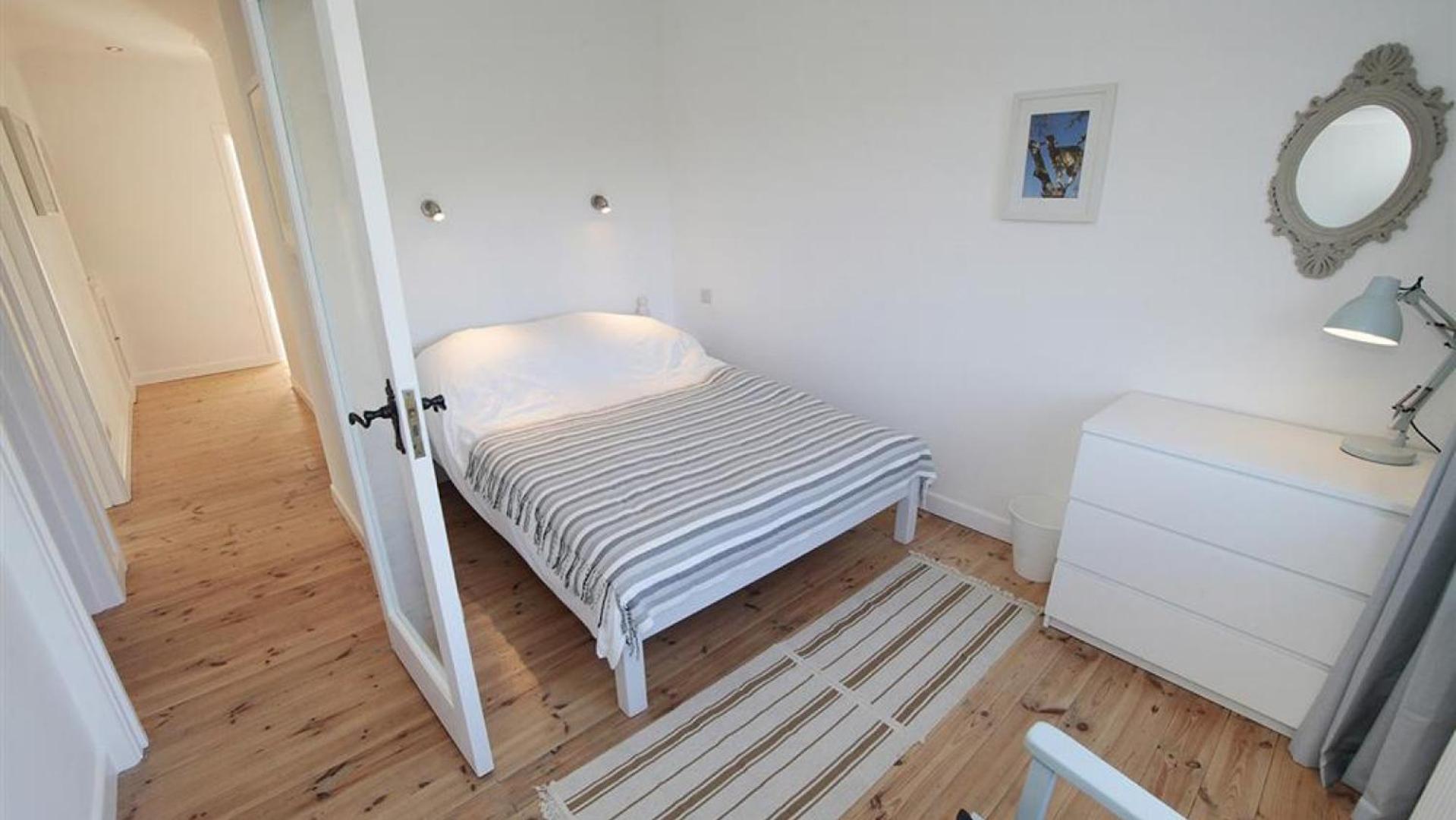 3 Bed in Gower oc-hh2105