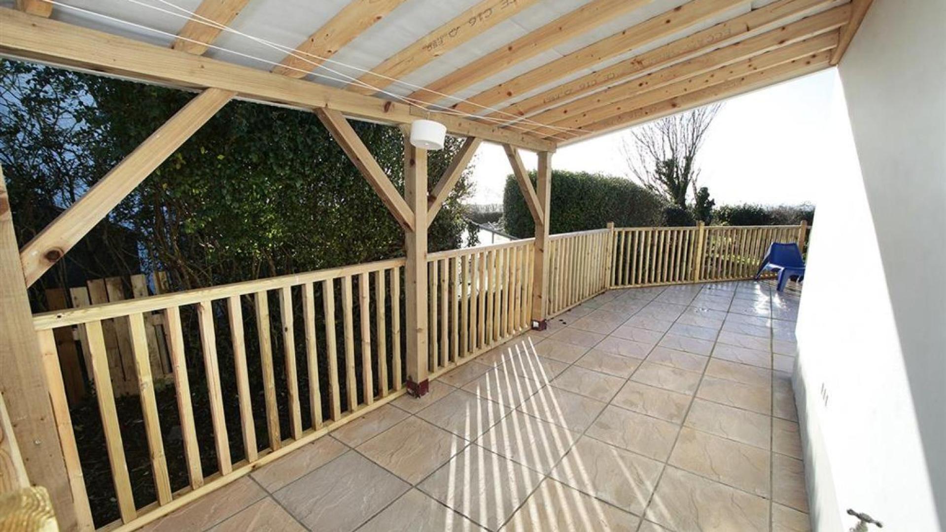 3 Bed in Gower oc-hh2105