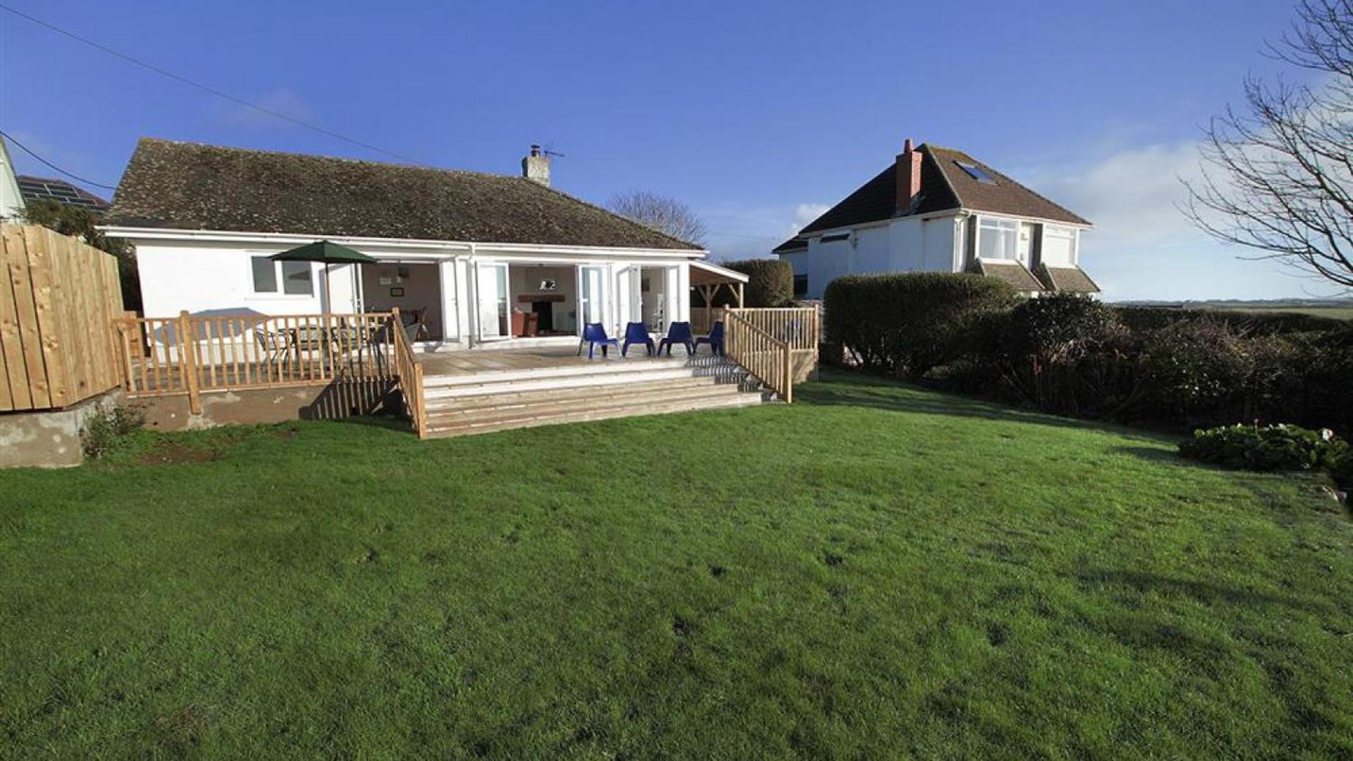 3 Bed in Gower oc-hh2105