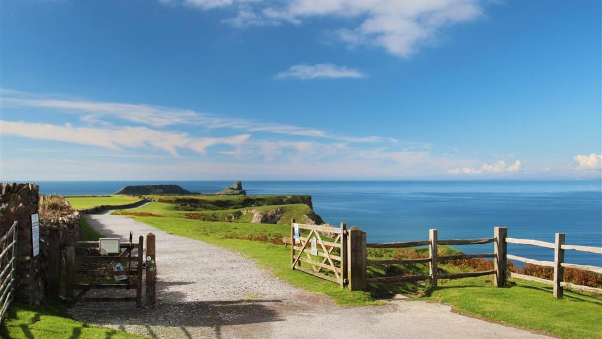 3 Bed in Gower oc-hh2105