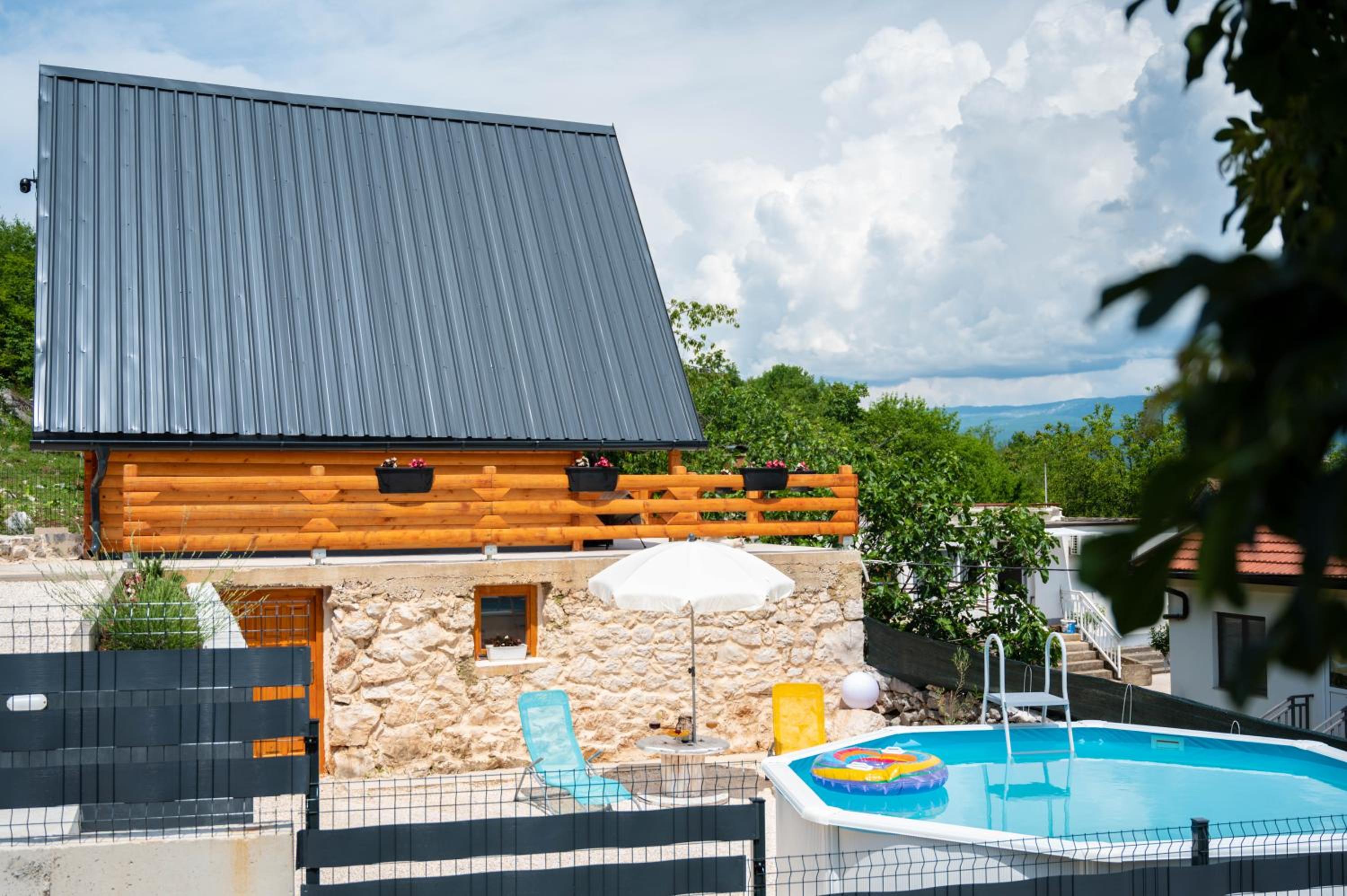Sweet Cottage