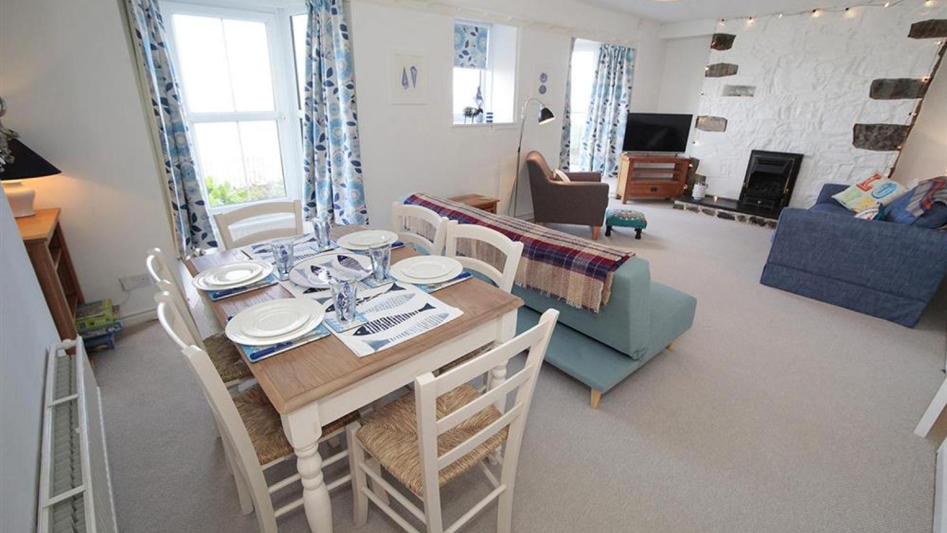 2 Bed in Mumbles oc-hh1203