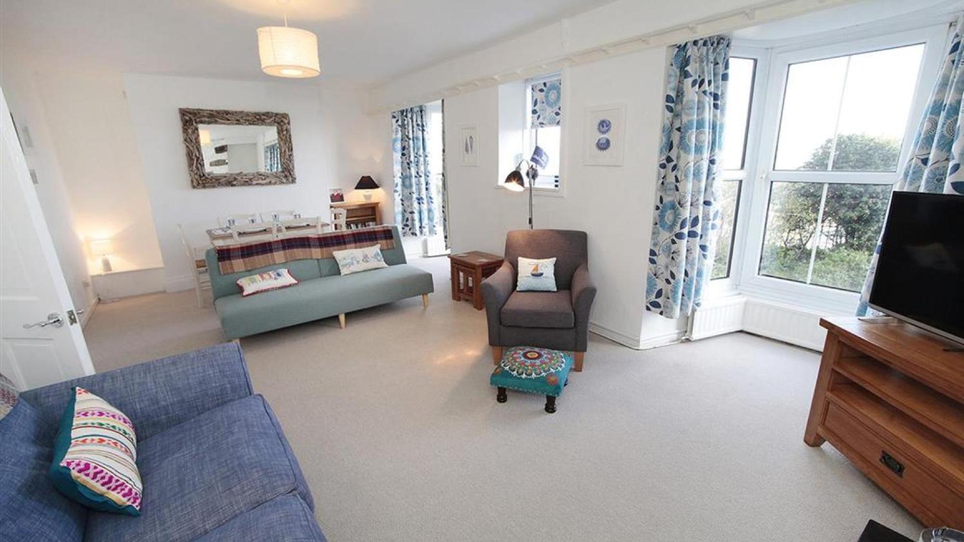 2 Bed in Mumbles oc-hh1203