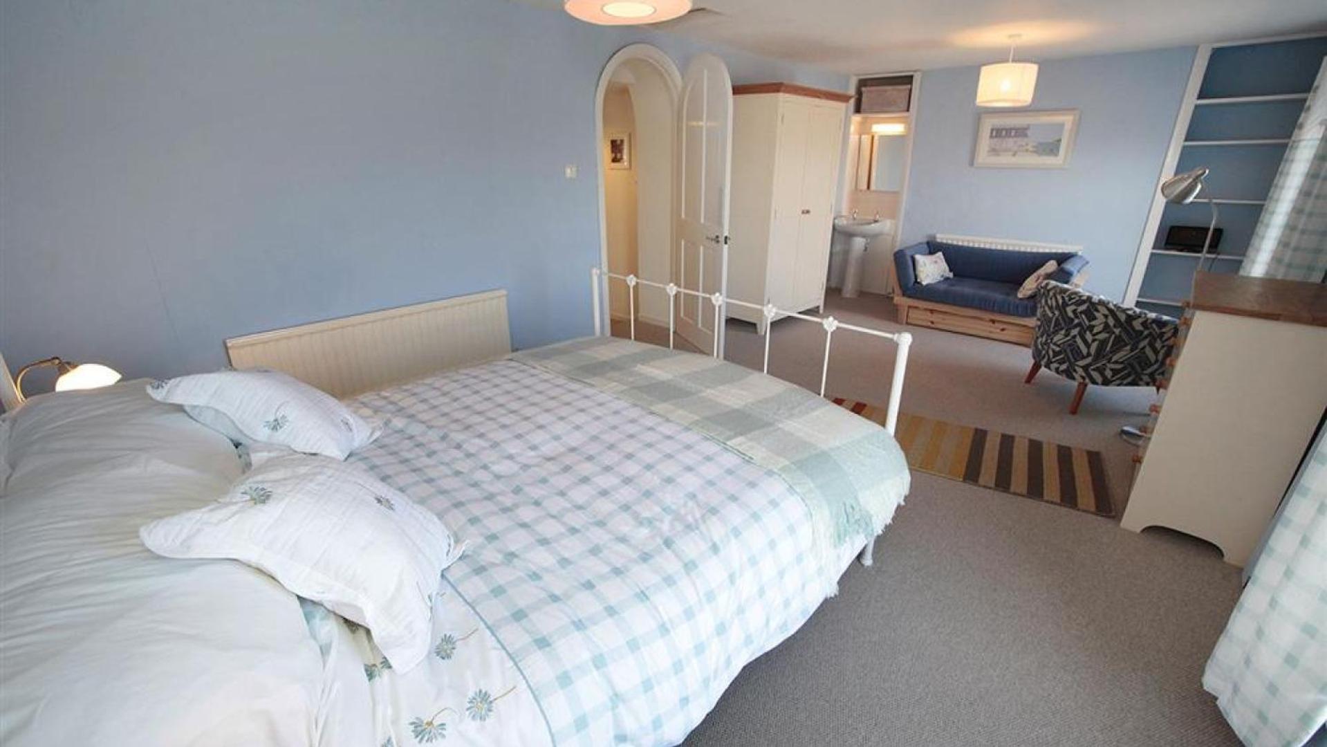 2 Bed in Mumbles oc-hh1203
