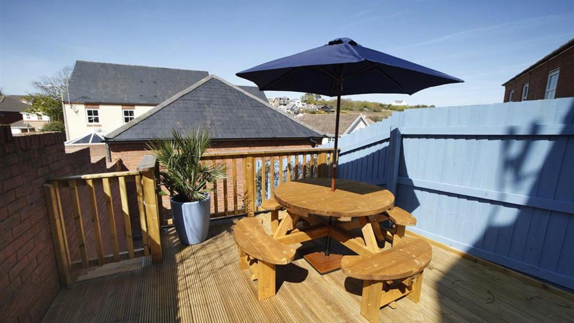 3 Bed in Mumbles oc-hh314 view 2