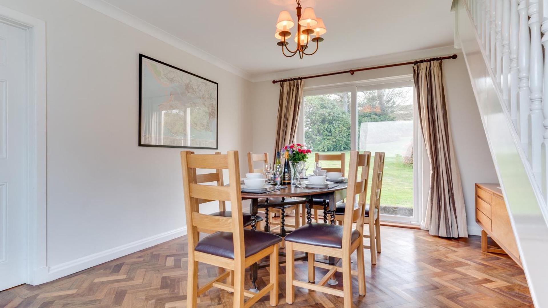 3 Bed in Nicholaston oc-hh676