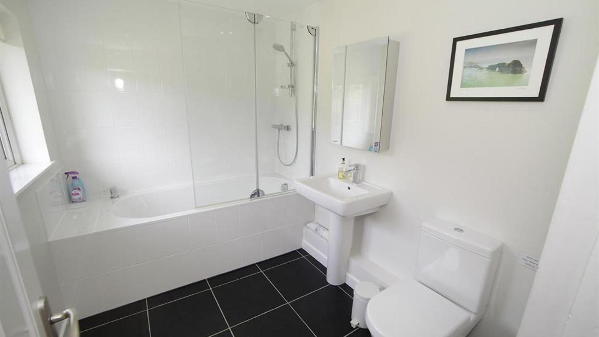 3 Bed in Nicholaston oc-hh676