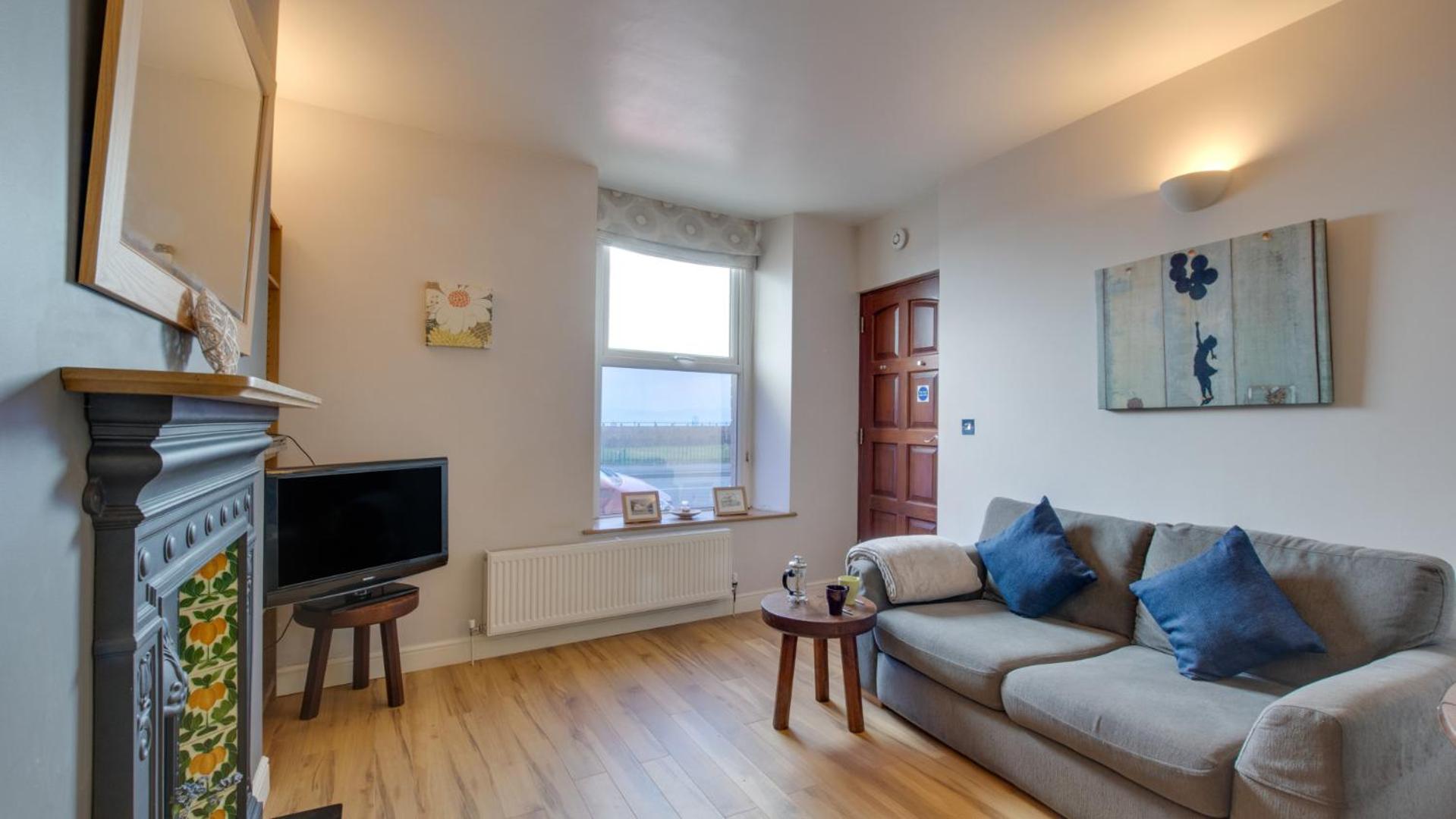 1 Bed in Mumbles oc-hh1205