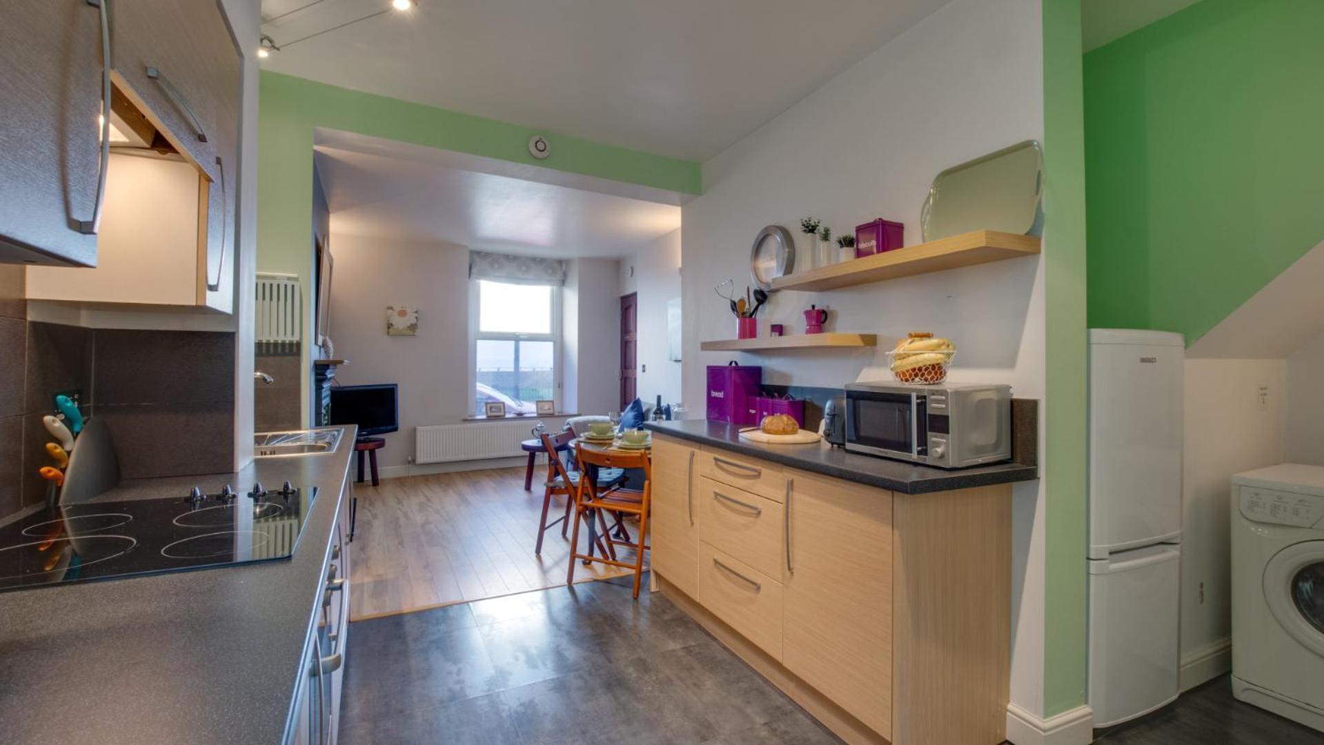 1 Bed in Mumbles oc-hh1205