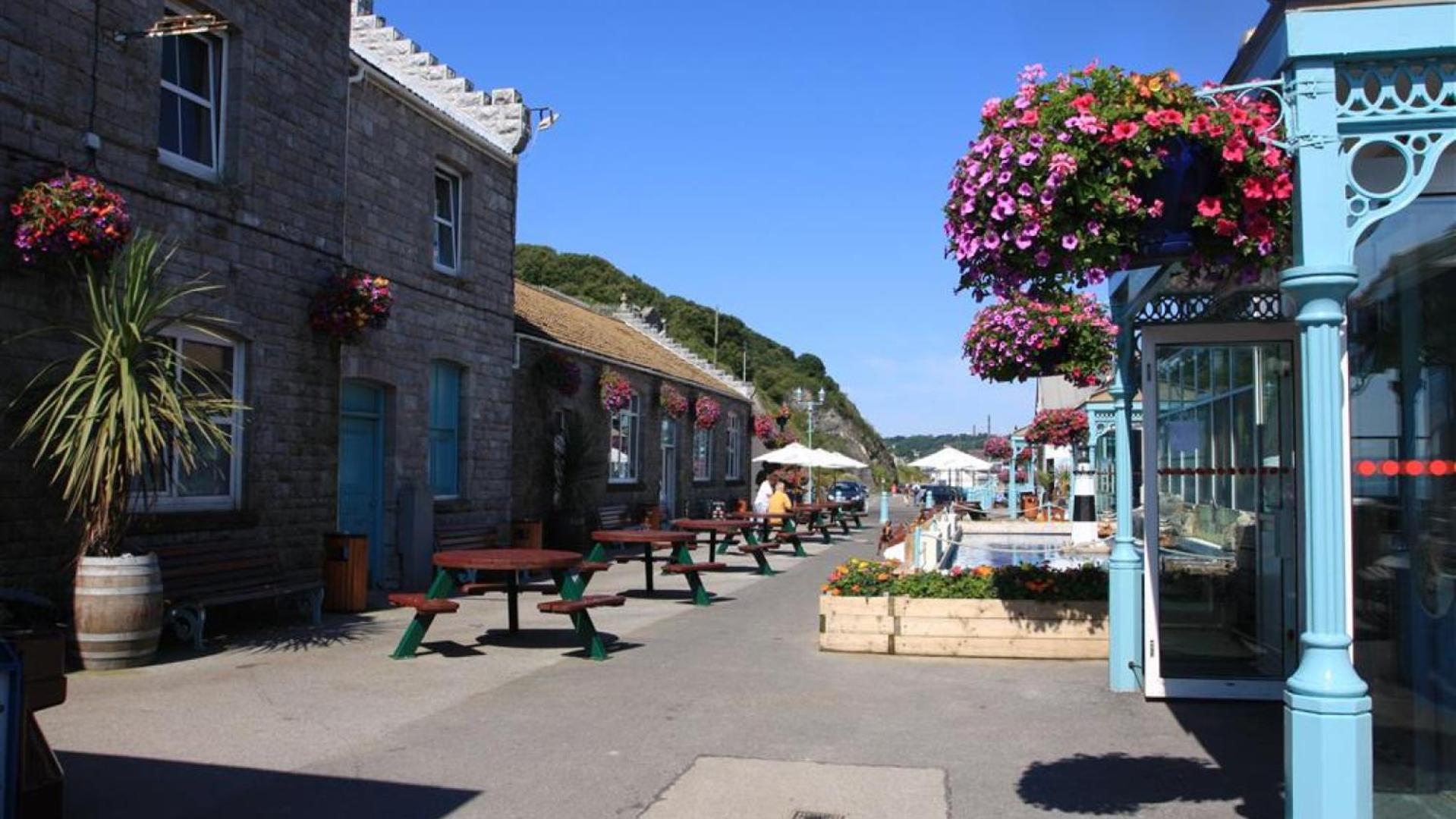 1 Bed in Mumbles oc-hh1205