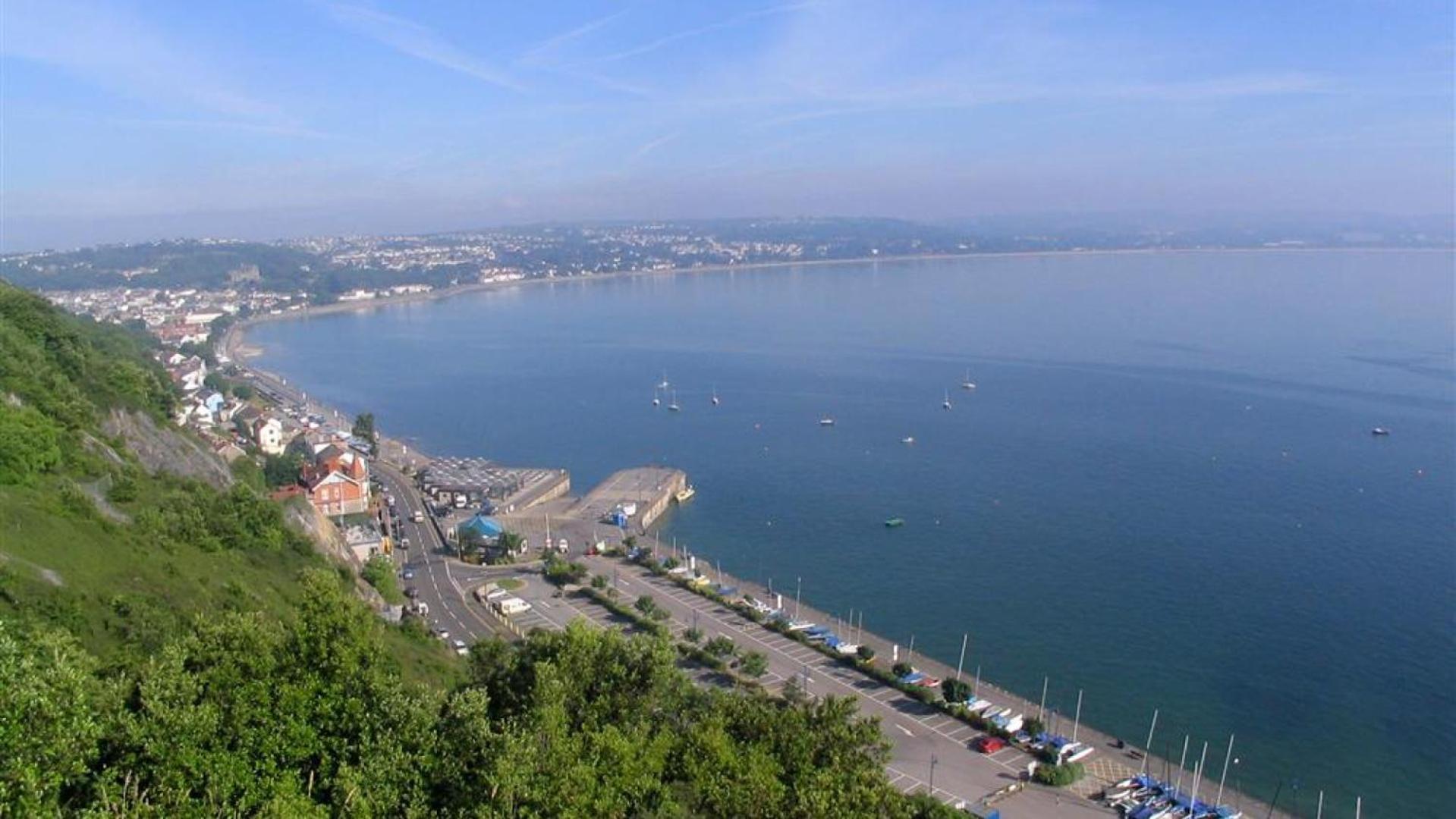 2 Bed in Mumbles oc-hh120