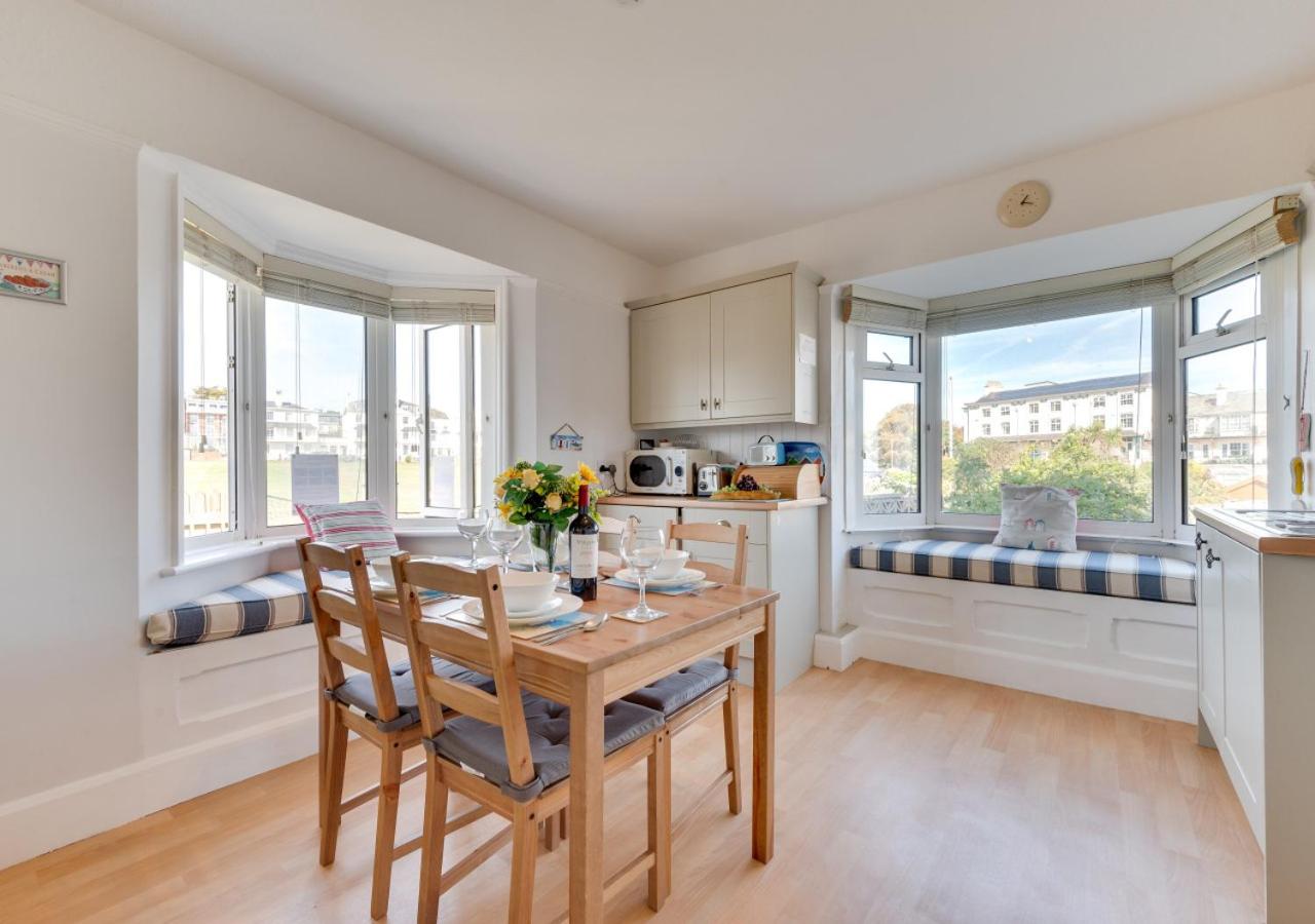 2 Bed in Sidmouth oc-mbmar