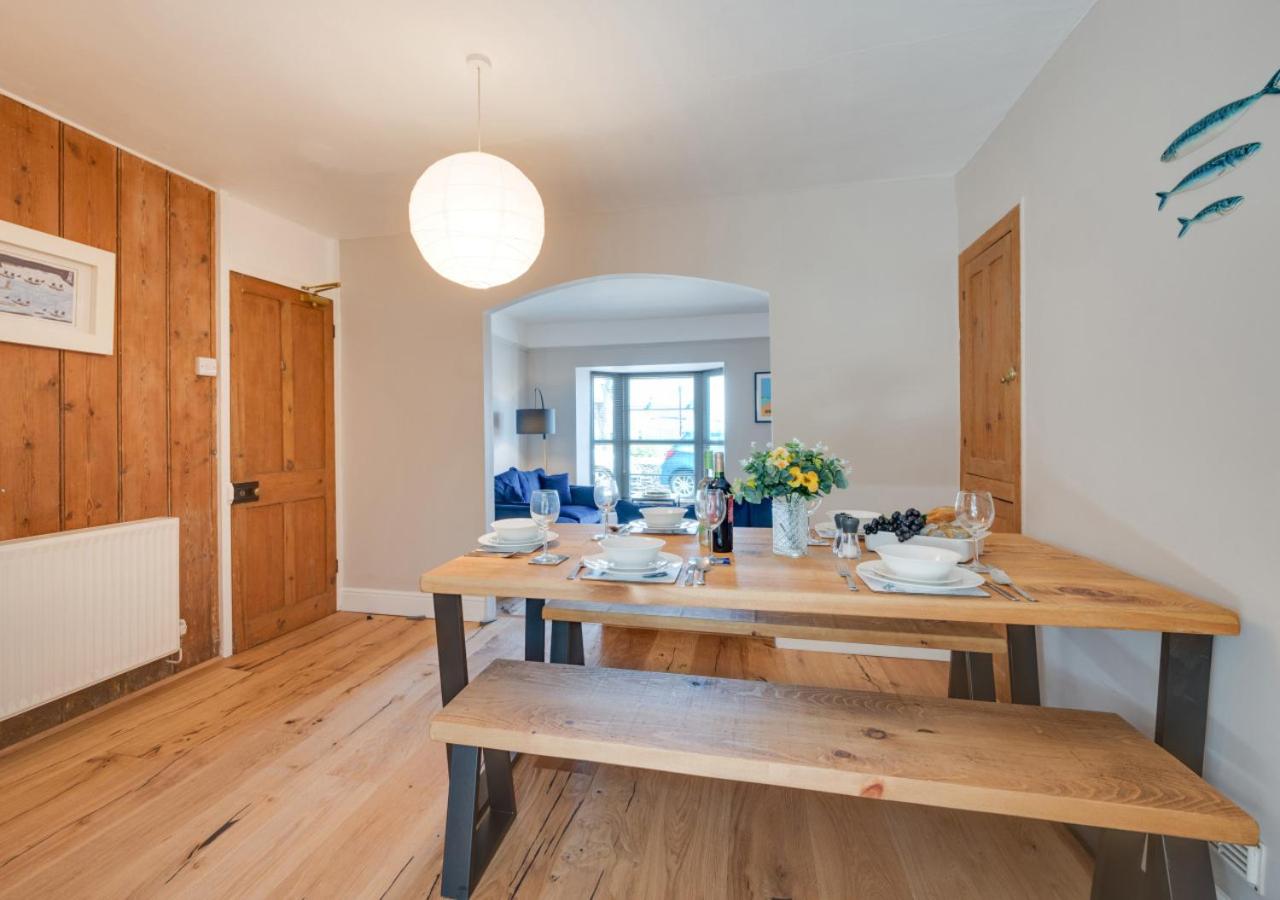 3 Bed in Brixham oc-sdbell